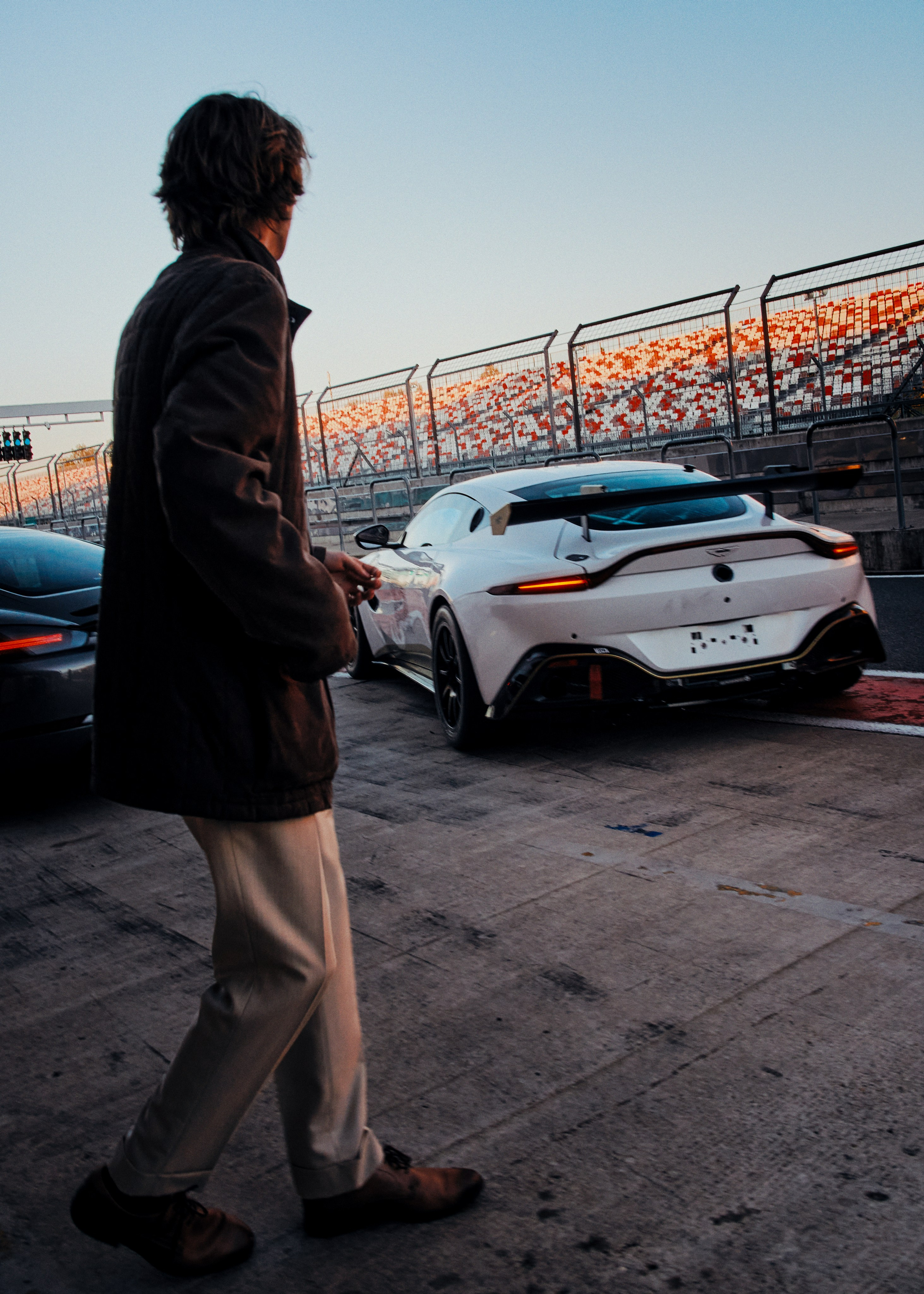 Автомобильный и коммерческий фотограф Москва