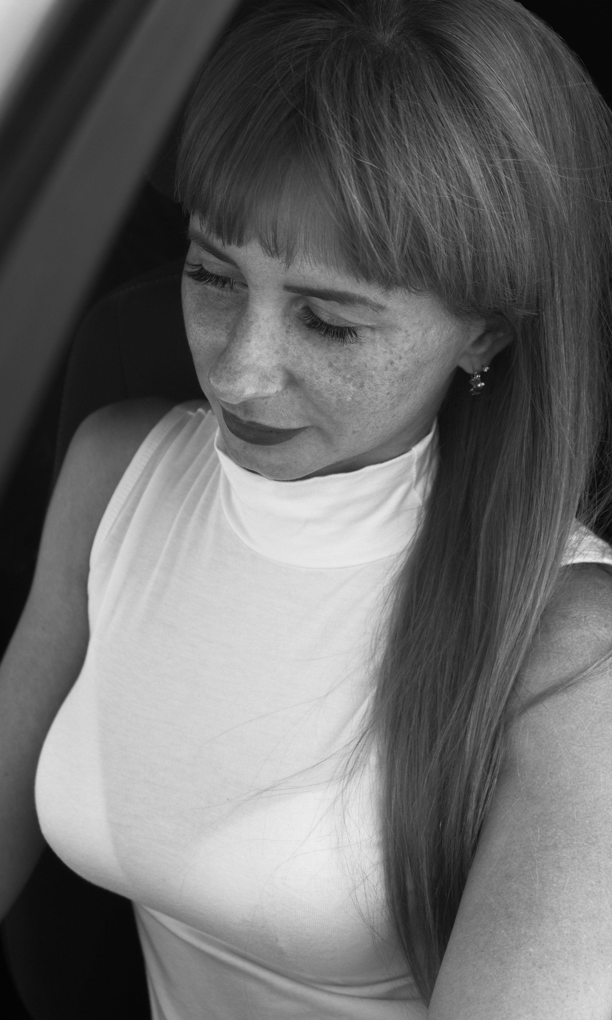 Черно-белое фото. Портретный фотограф, ретушер в Ростове-на-Дону Элларян Анастасия