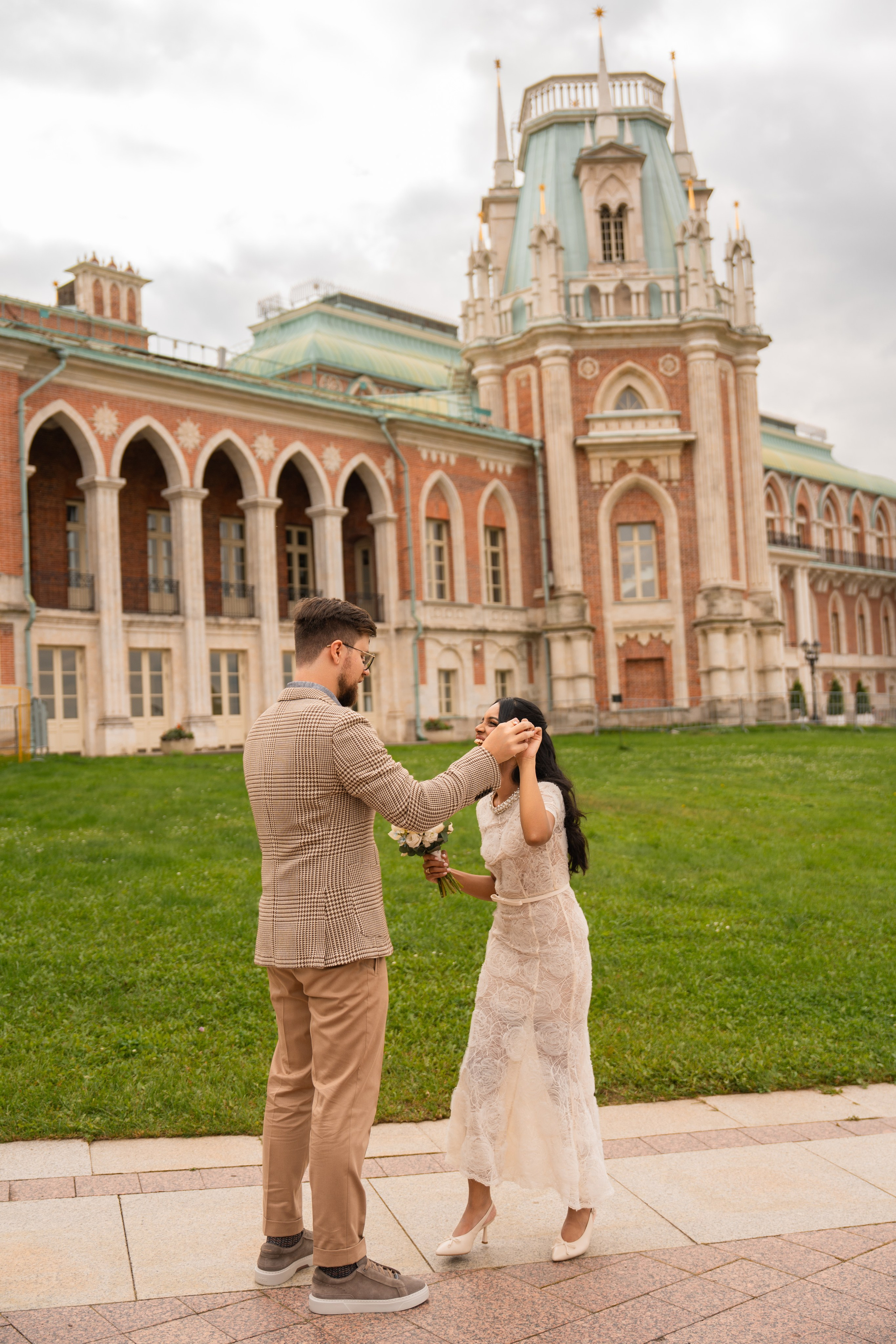 Максим и Харша, Царицыно. Свадебный фотограф в Москве Анна Полушина