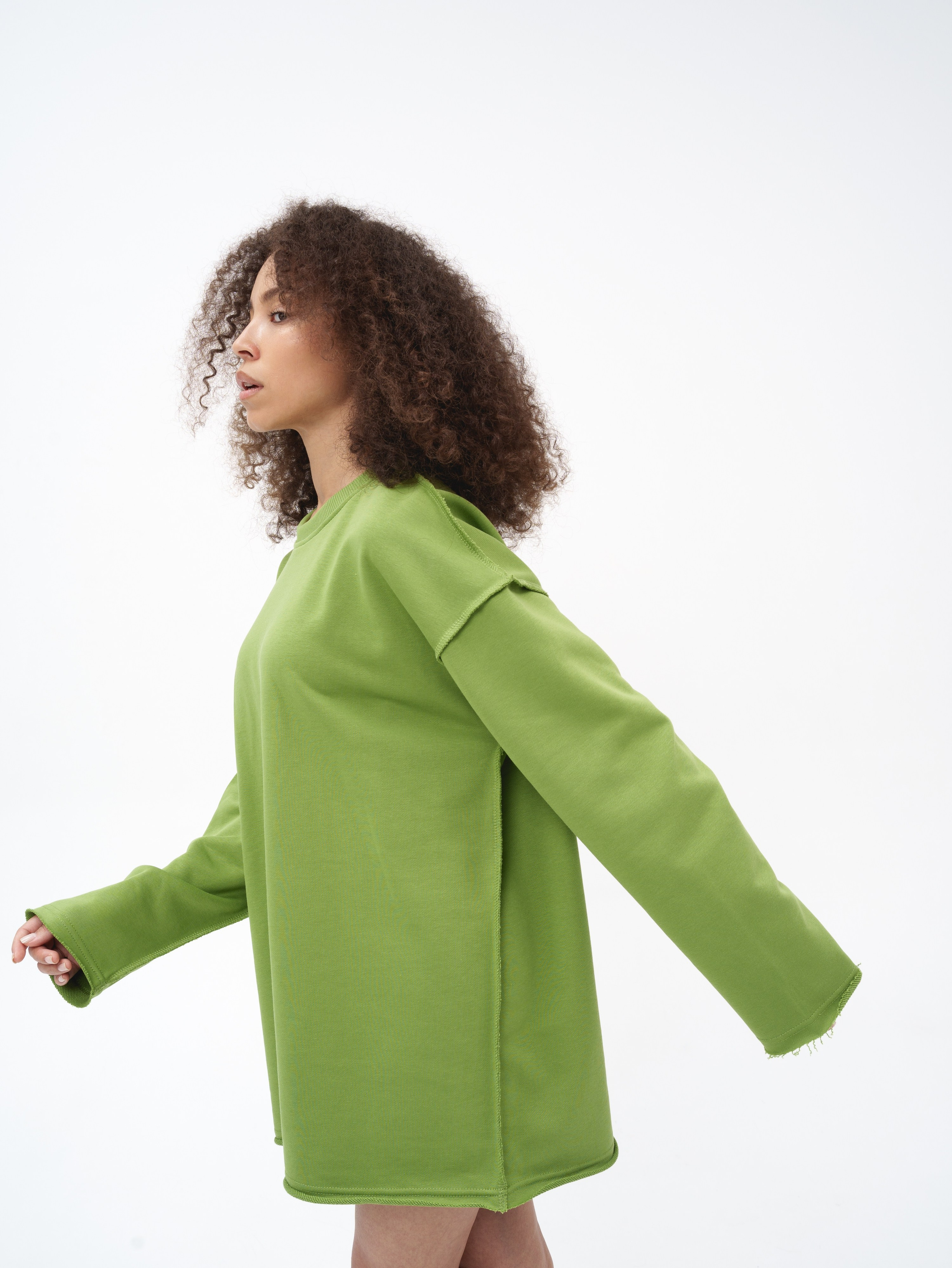 Свитшоты (вб и озон). Иван Упоров — фотограф, рилсмейкер чебоксары