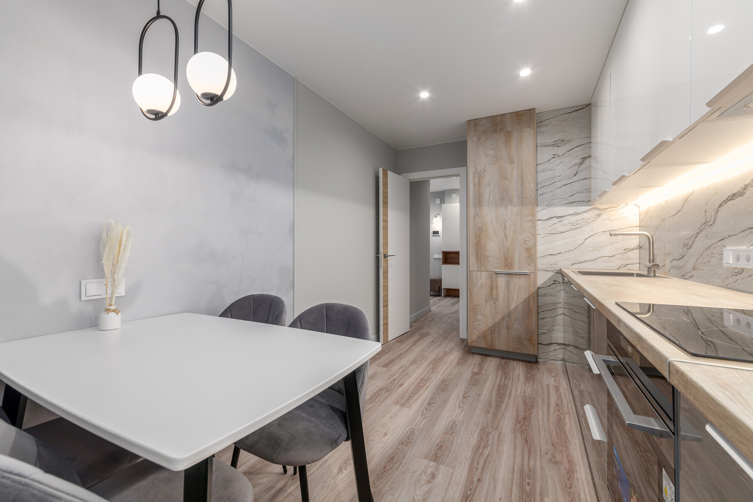 Однокомнатная квартира, Варшавская ул