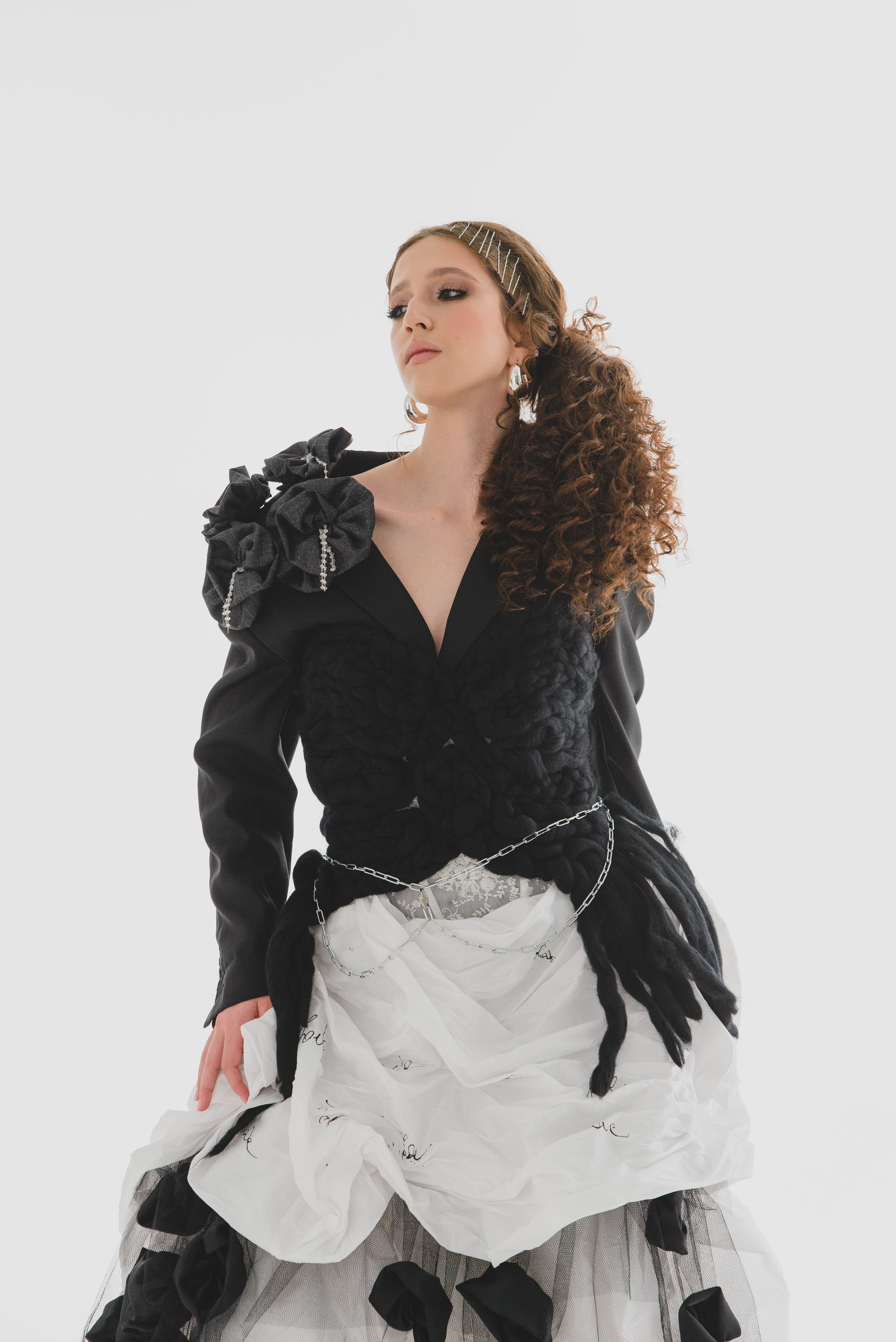 Женские портреты. Айсылу Счастливая — Фотограф | Ретушёр | Нейрокреатор