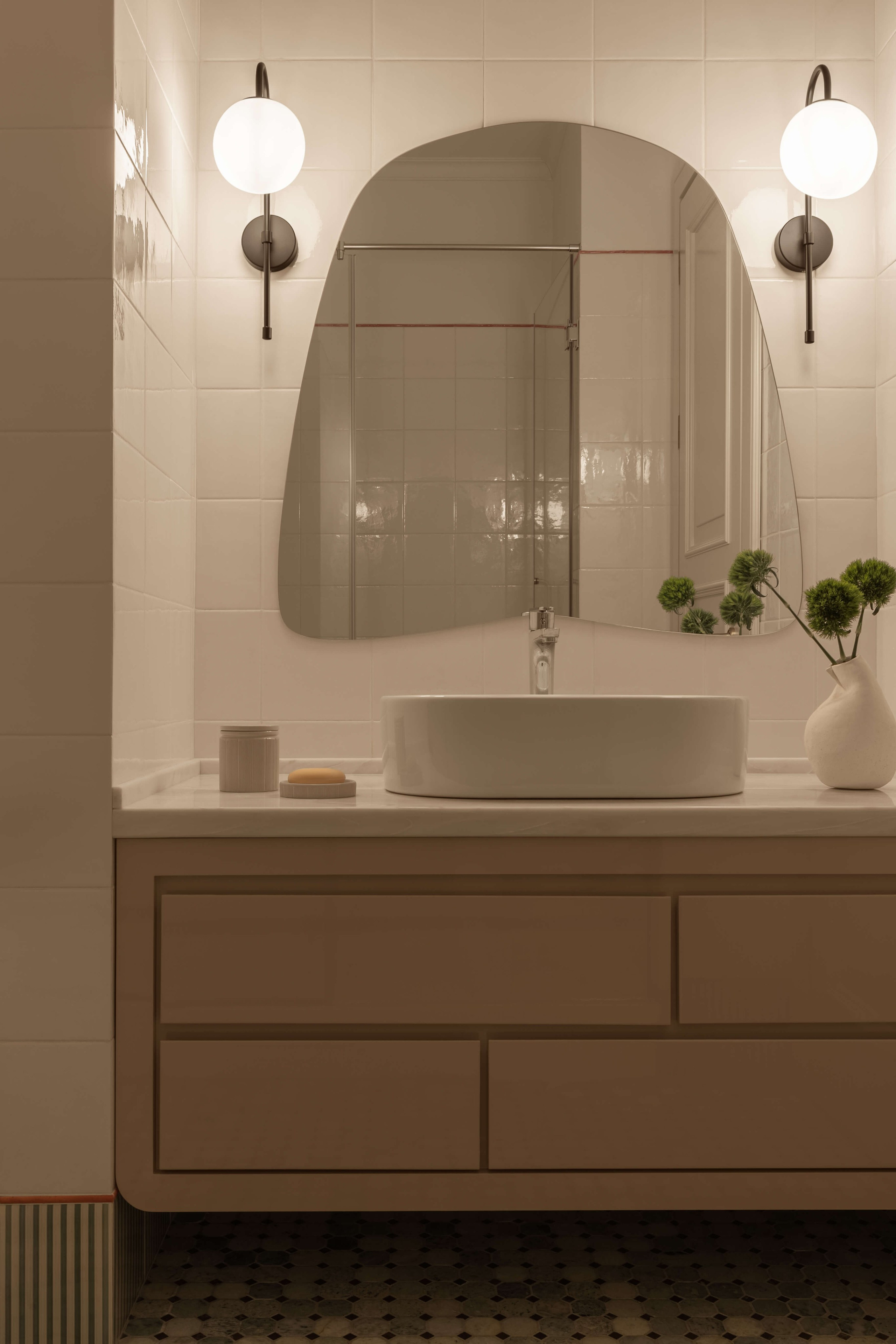 Айя Ширгалиева — 4YOU. Roman Yakunin — interior photographer in Almaty, Kazakhstan