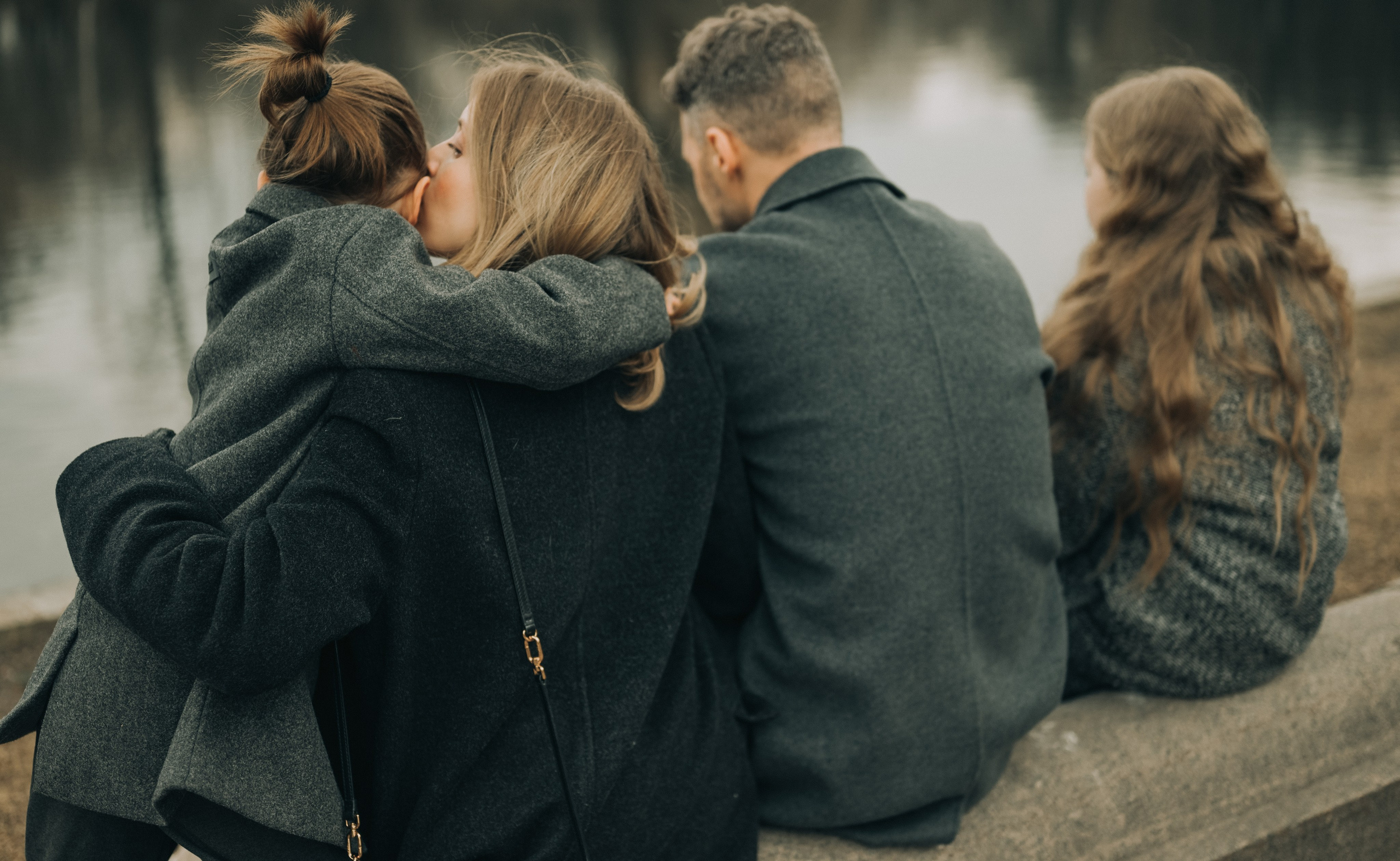 Весенняя прогулка. Аня, Егор, Эми и Миша. Семейный фотограф в Москве Дарья Пузикова