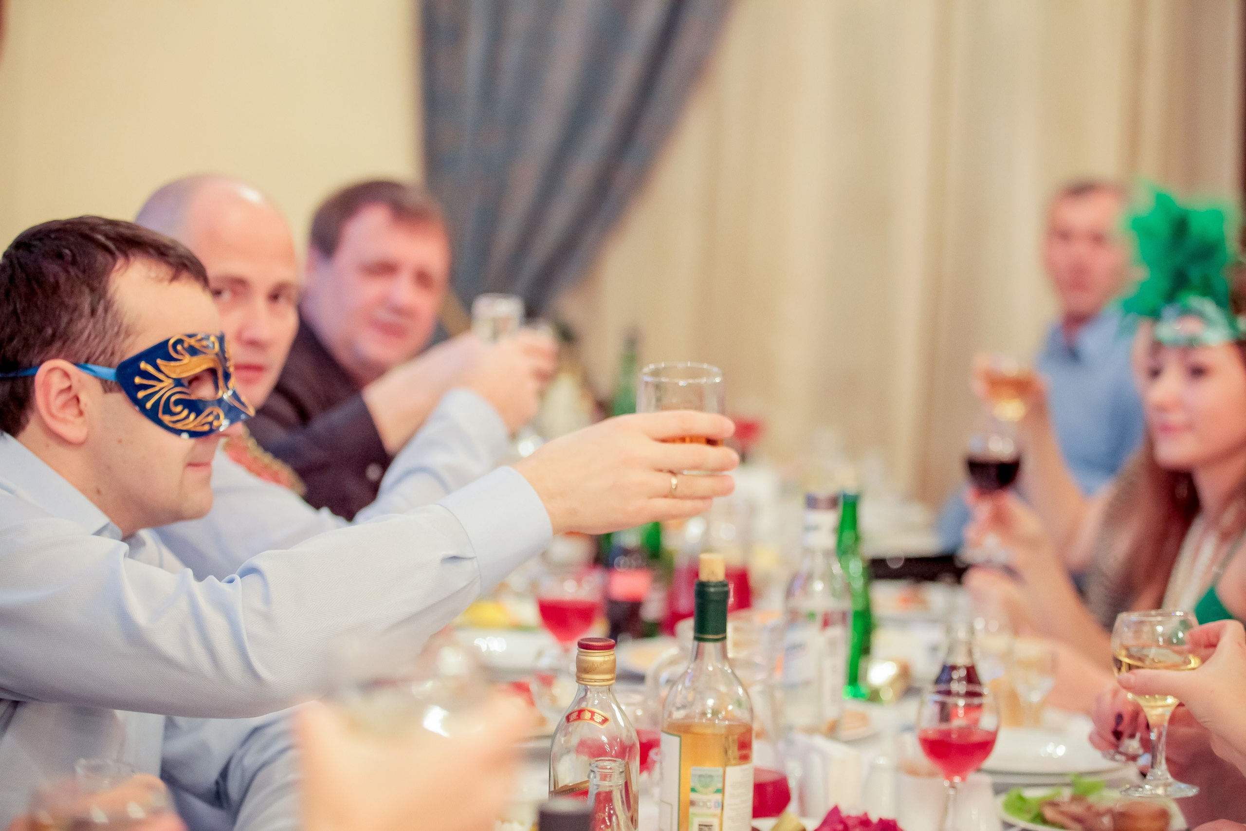 Корпоратив. Max Matvich and Victoria Basova are professionals in their field