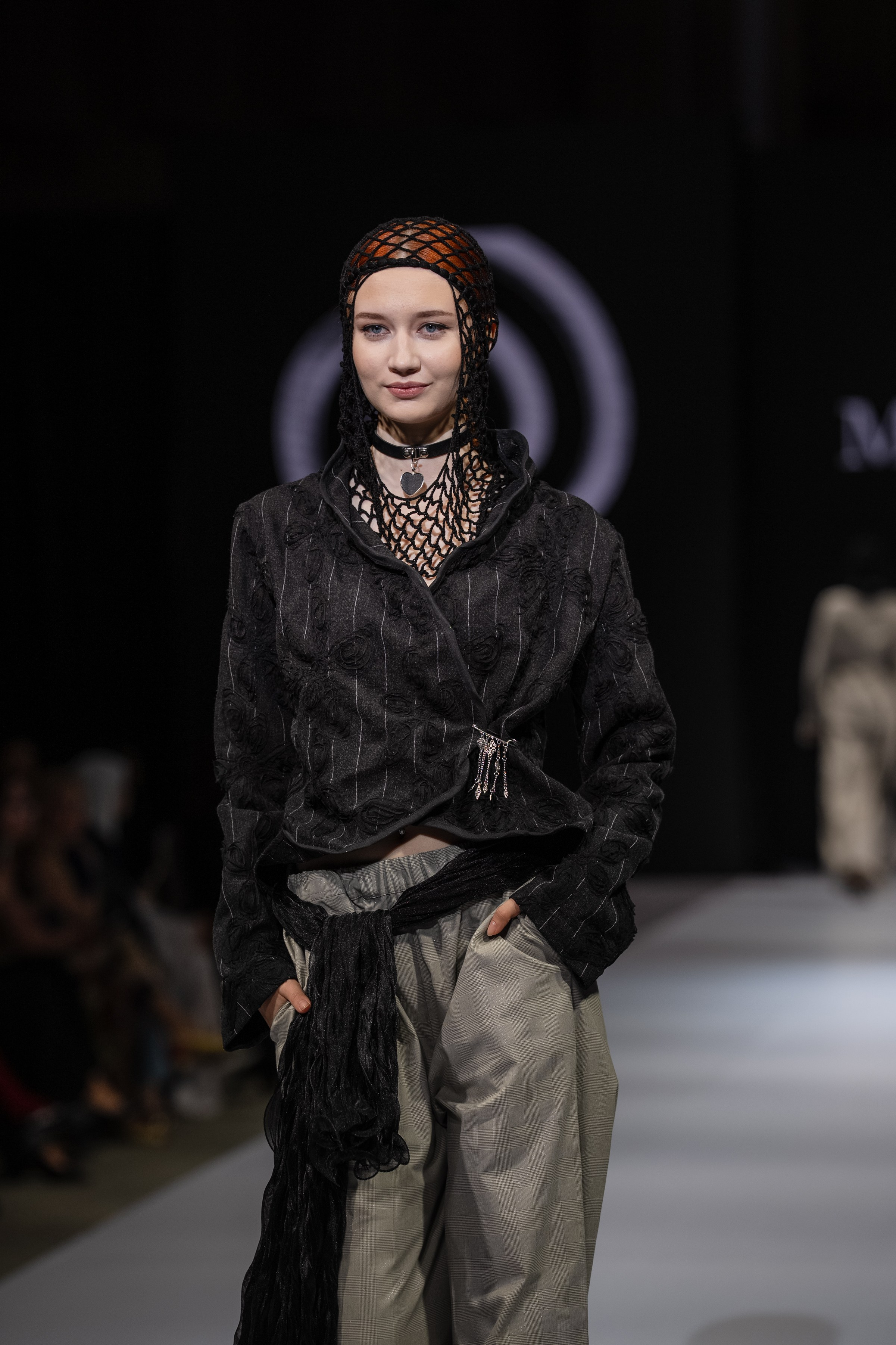 EURASIAN FASHION WEEK Malique. Сайт Алматинского НЮ АРТ, будуар и фэшн фотографа Дениса Карпенко