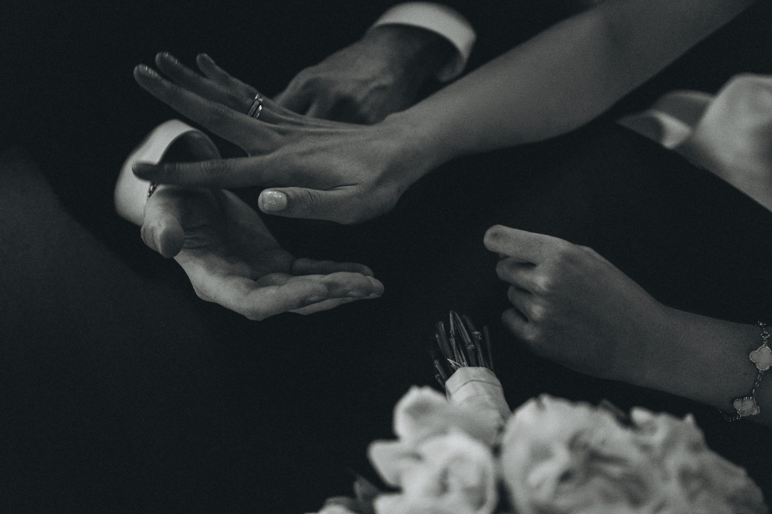 Свадебные приключения красивых и счастливых в Москве. Таганский ЗАГС + Golden Ring. Свадебный и семейный фотограф Виктория Носачёва. Щелково, Москва и МО