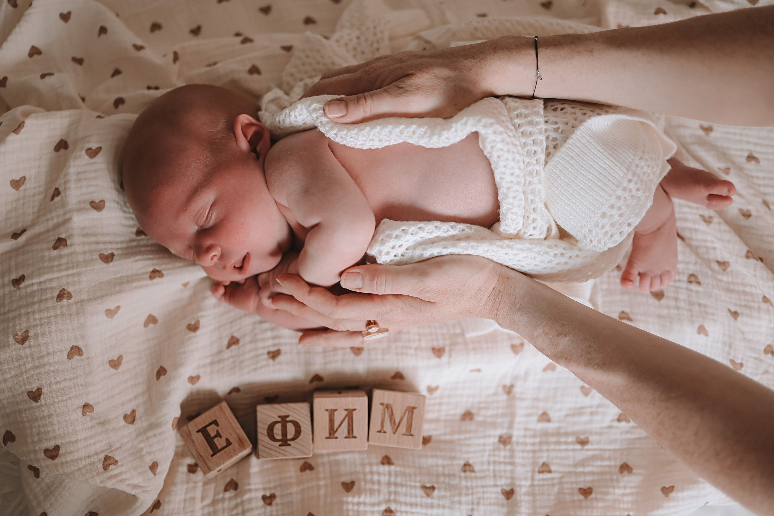 Ефим, 2 недели. Семейный фотограф Тюмень, фотограф на роды Салмина Мария