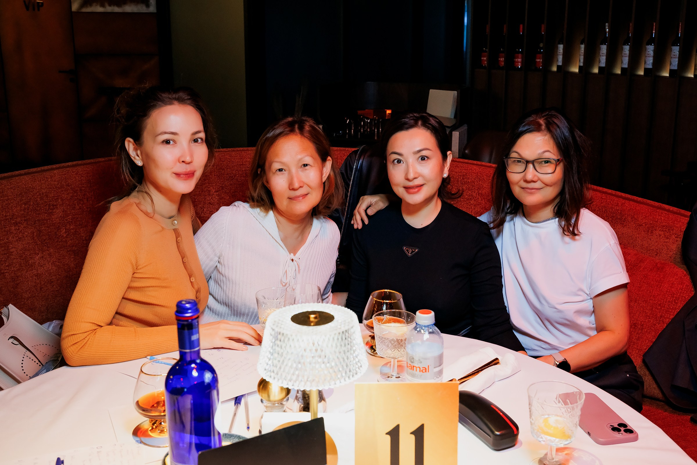 Вокруг Света за 60 Секунд-Sunset Meat Restaurant. Репортажный фотограф в Алматы Каюпов Сержан