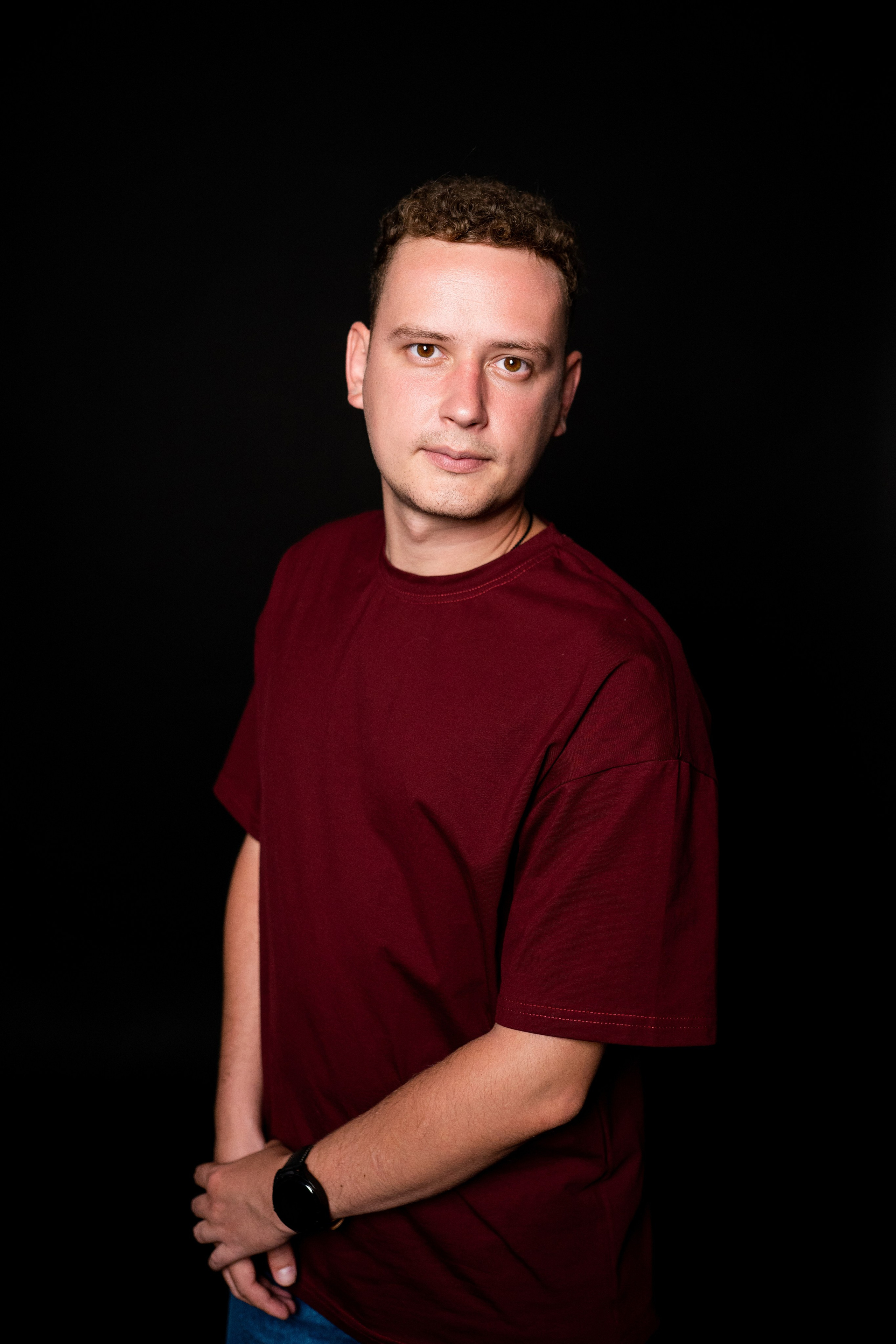 Дмитрий. Деловая мужская фотосессия в фотостудии. Фотограф в Самаре Иван Булатов