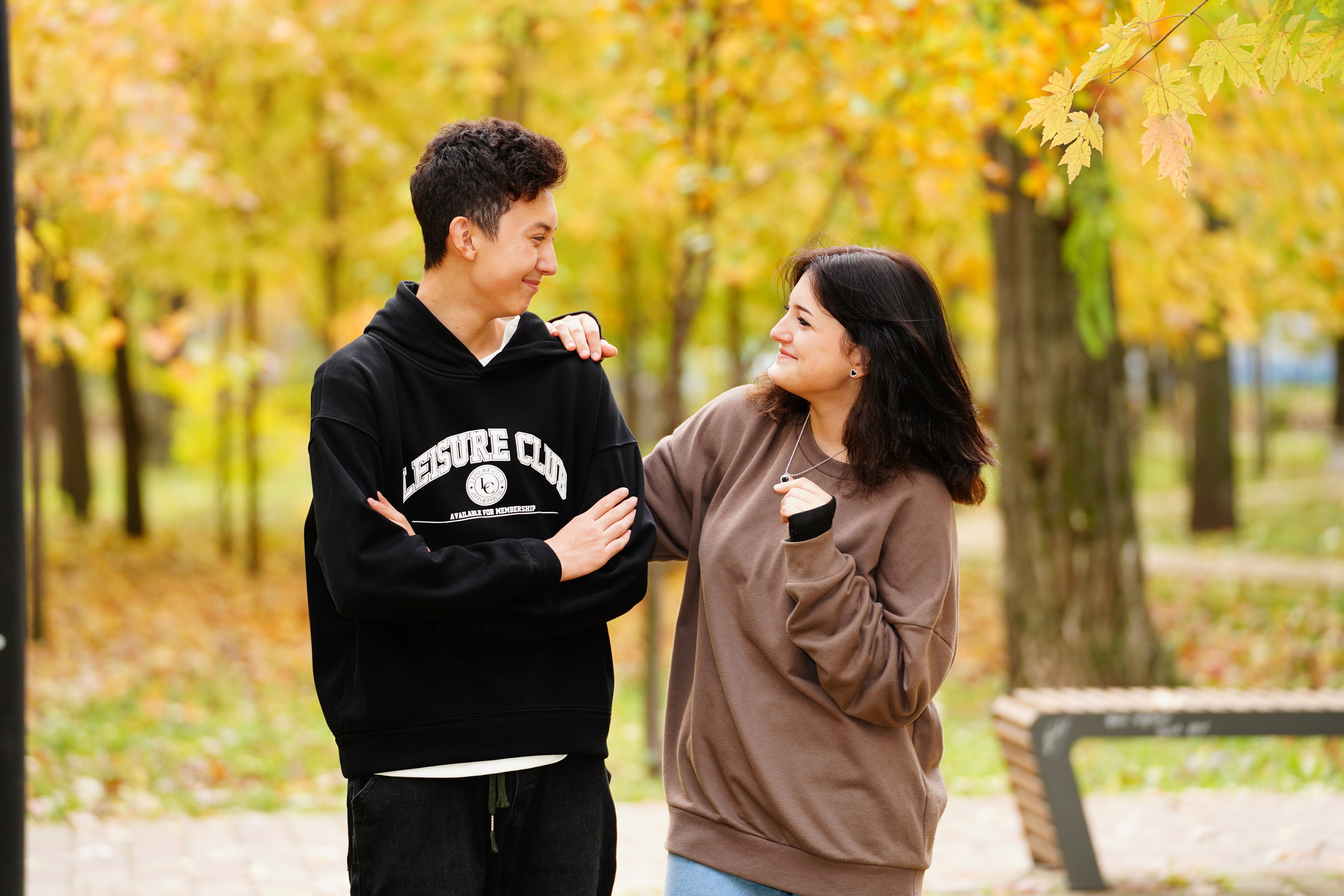 Фотосессии на улице. MEMENTO.Выпускные альбомы, школьные, юбилейные и другие книги. Ростов-на-Дону