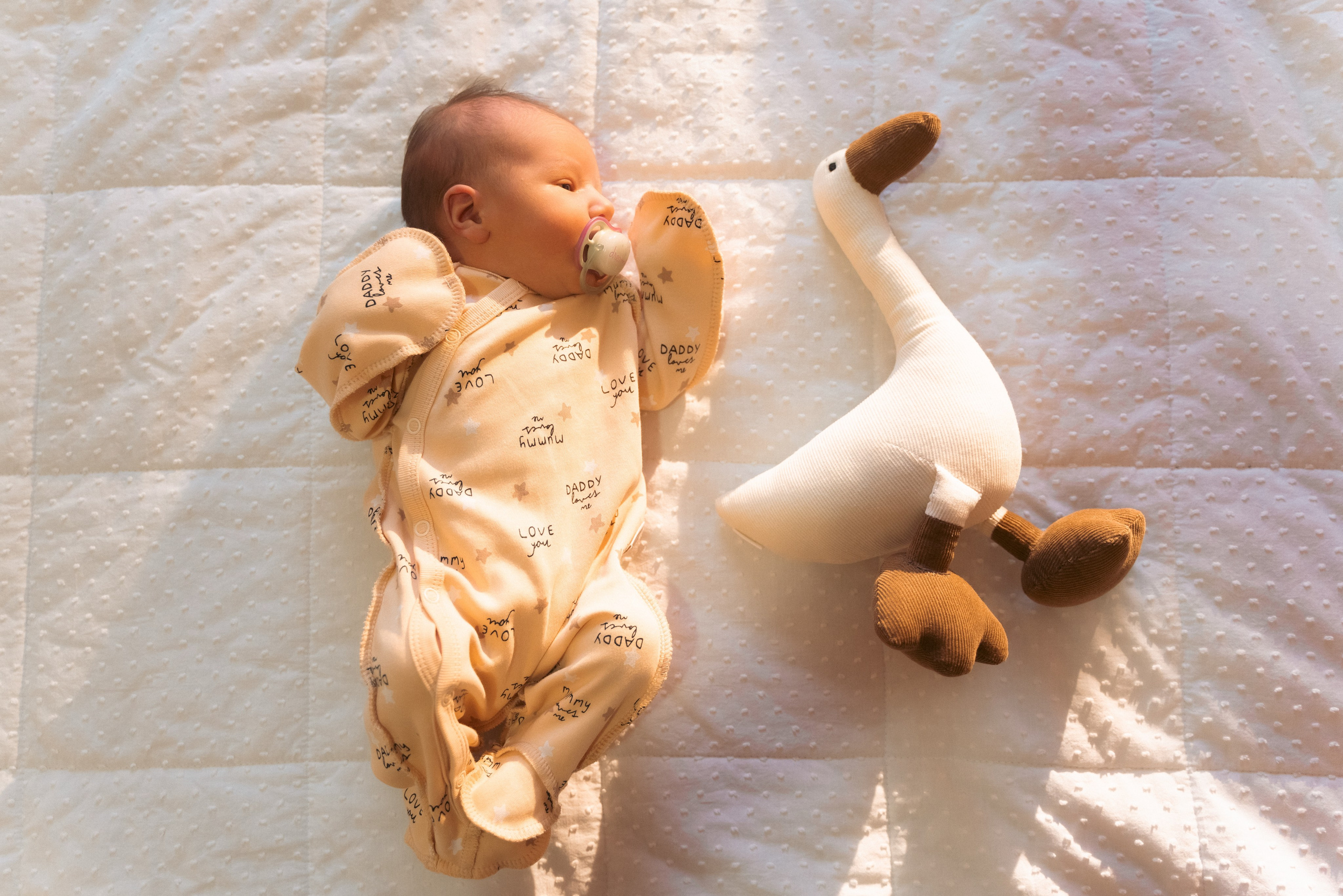 Выписка. Клинический госпиталь MD GROUP на Севастопольском проспекте. Фотографы на роды в Москве. Фото и видео родов. Фотопроект «Продолжение рода»