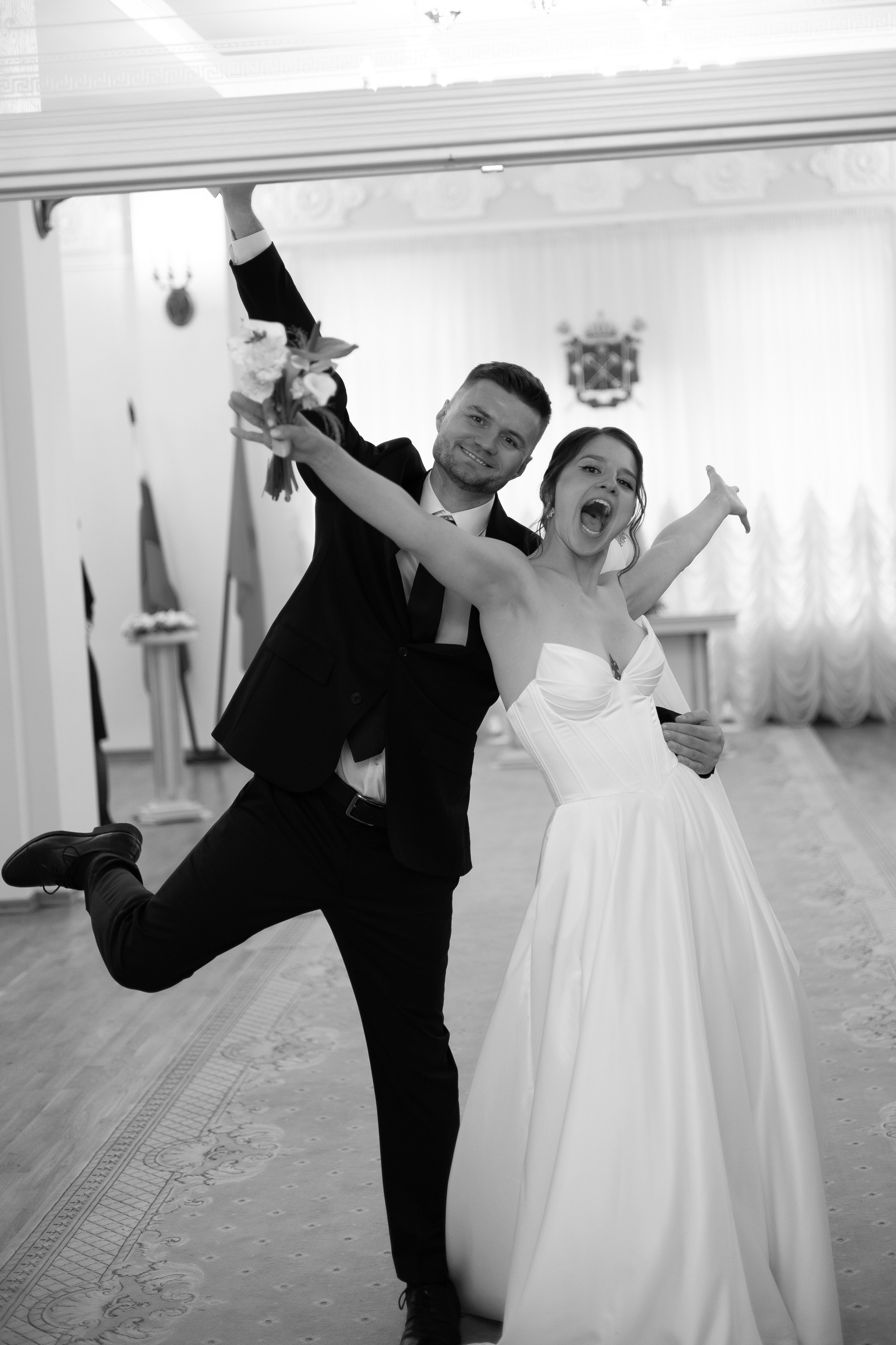 Серая кошка и рыжий кот. Свадебный и семейный фотограф Арина Кулёва