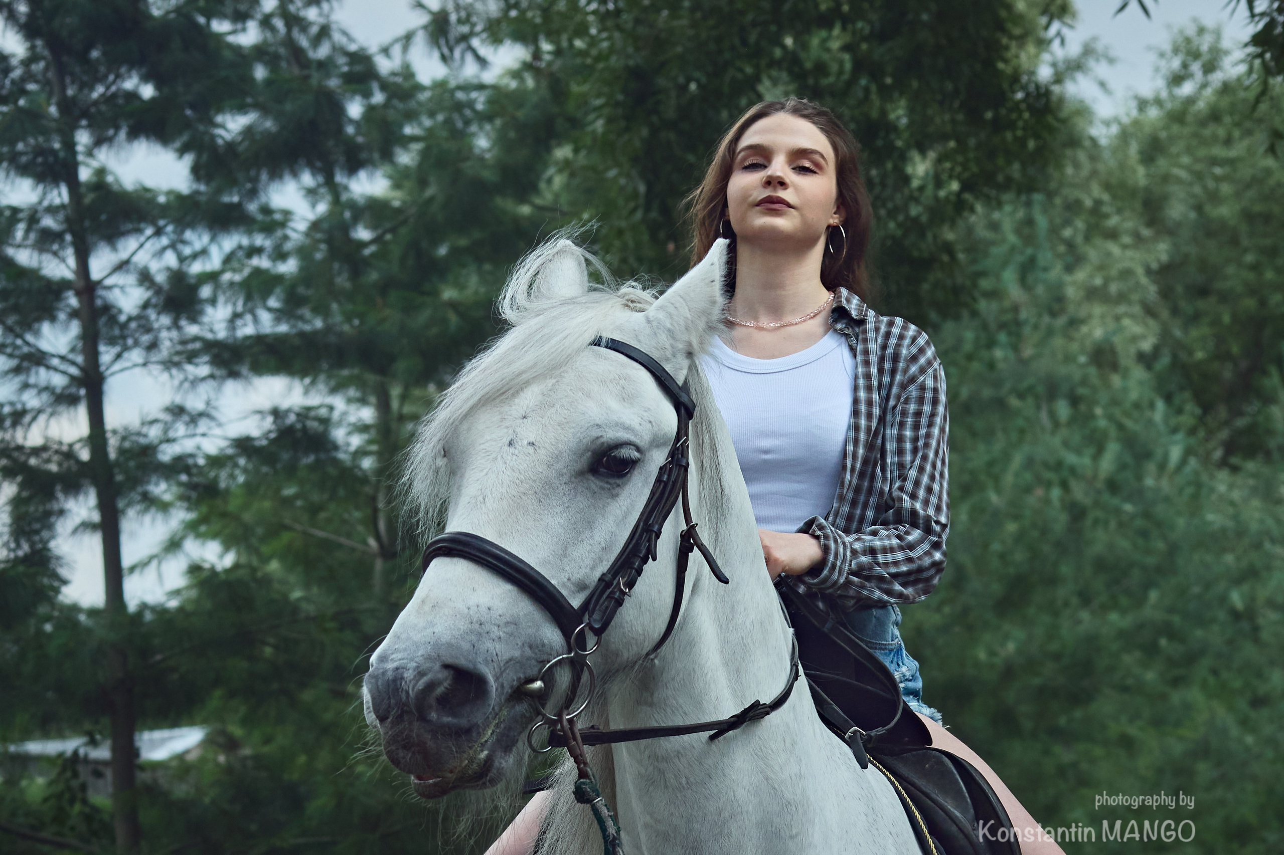 Фотопрогулка для Виктории и Полины на лошадях. Фотограф в Рязани. Свадьба, семейное фото, портрет. Константин Манго