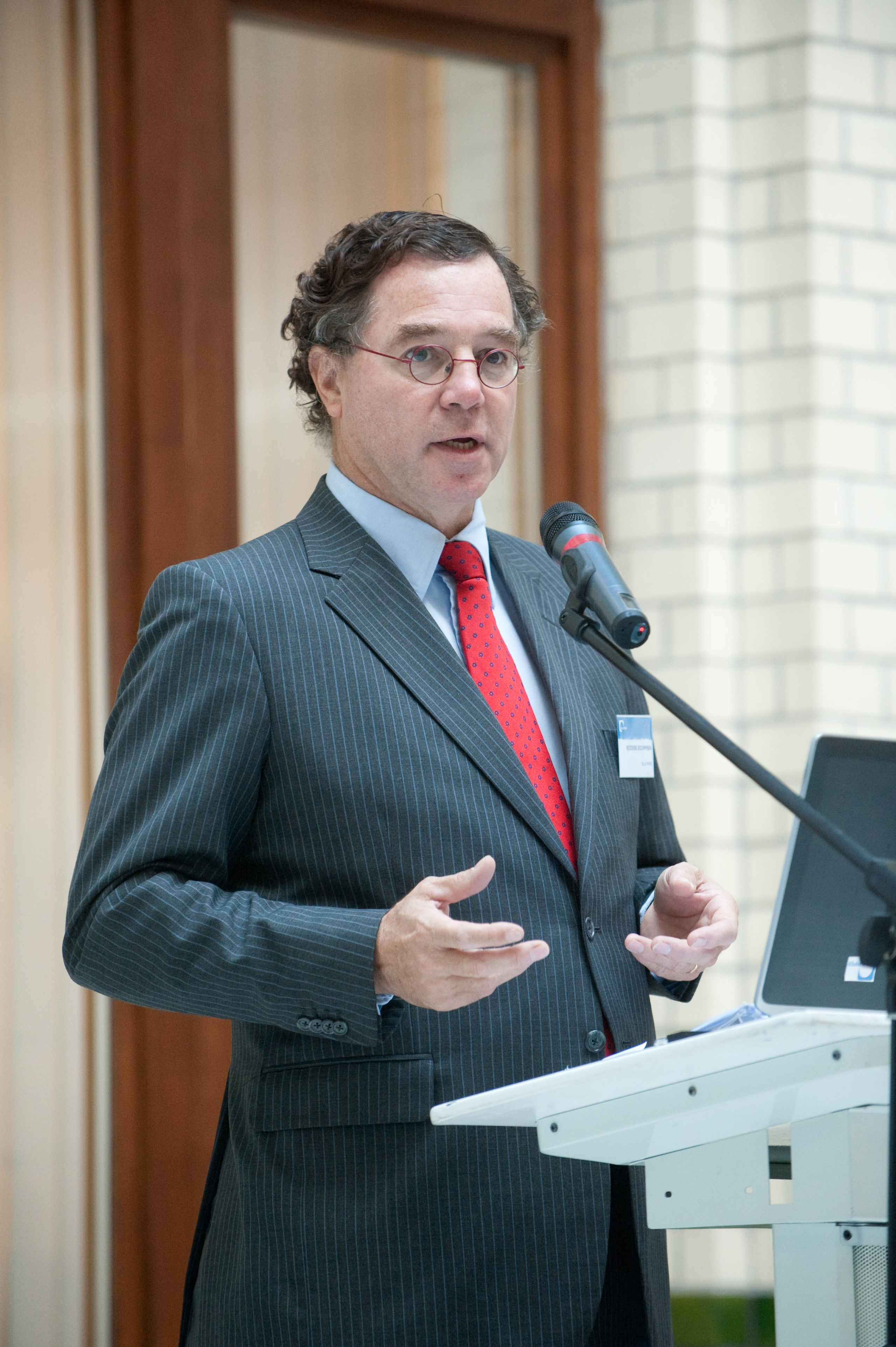 DLA Piper. Портретный и семейный фотограф в Санкт-Петербурге Эдуард Потемкин