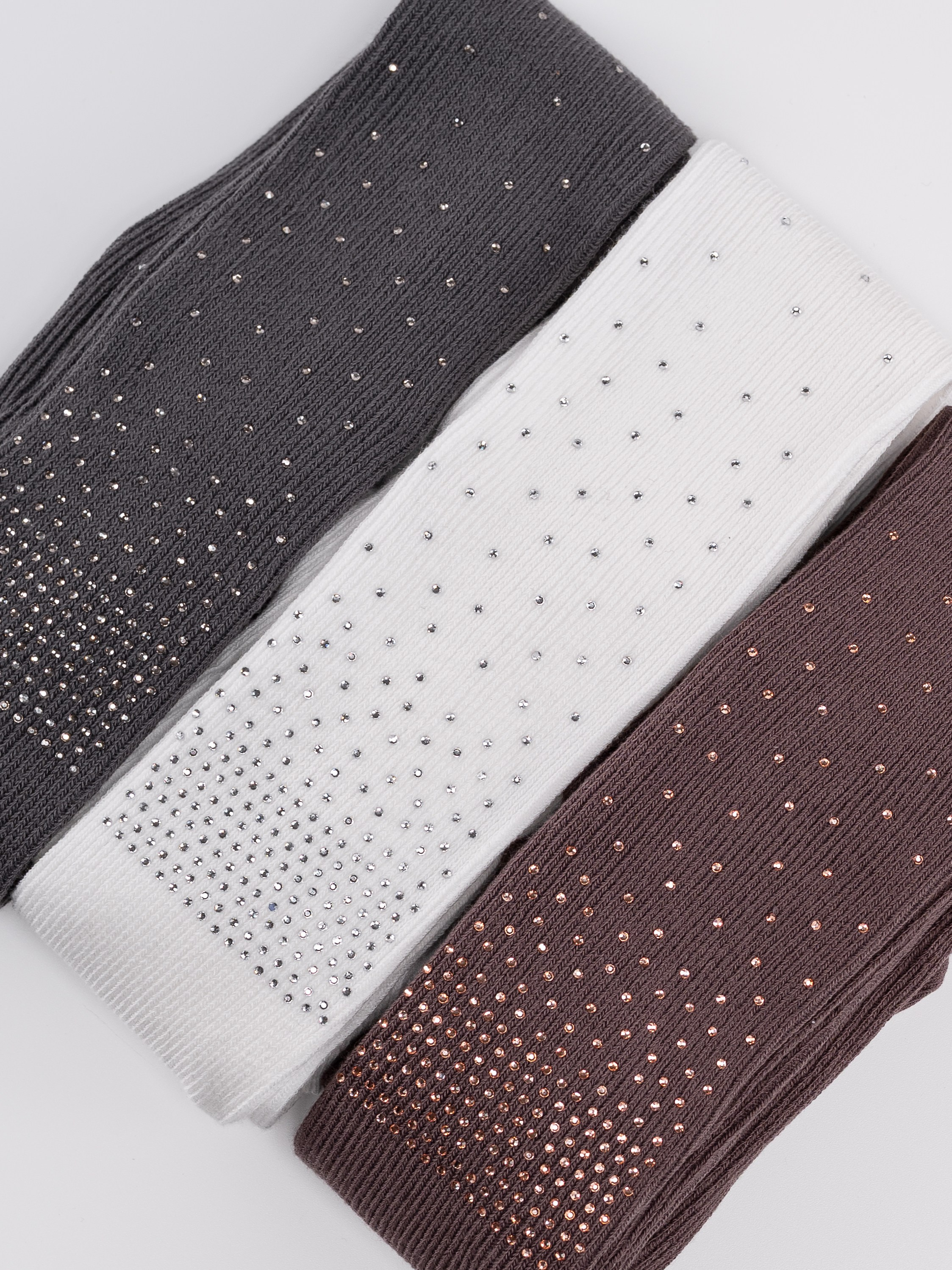 Колготки детские модели + предметка серия 2. Предметный фотограф, фото для маркетплейсов Пятигорск, КМВ