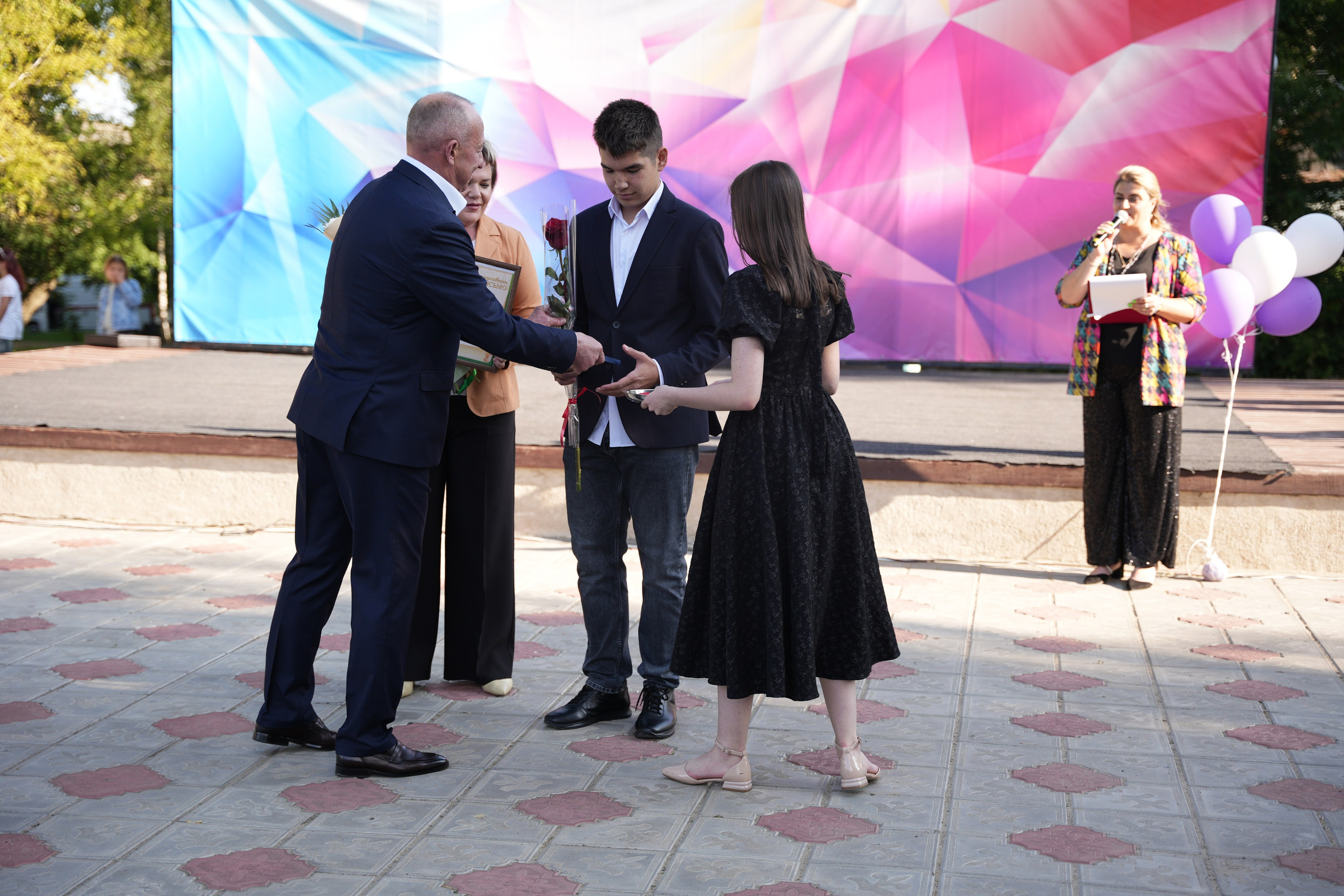 Выпускной в парке. Ольга Плаксина фотограф в Саратове