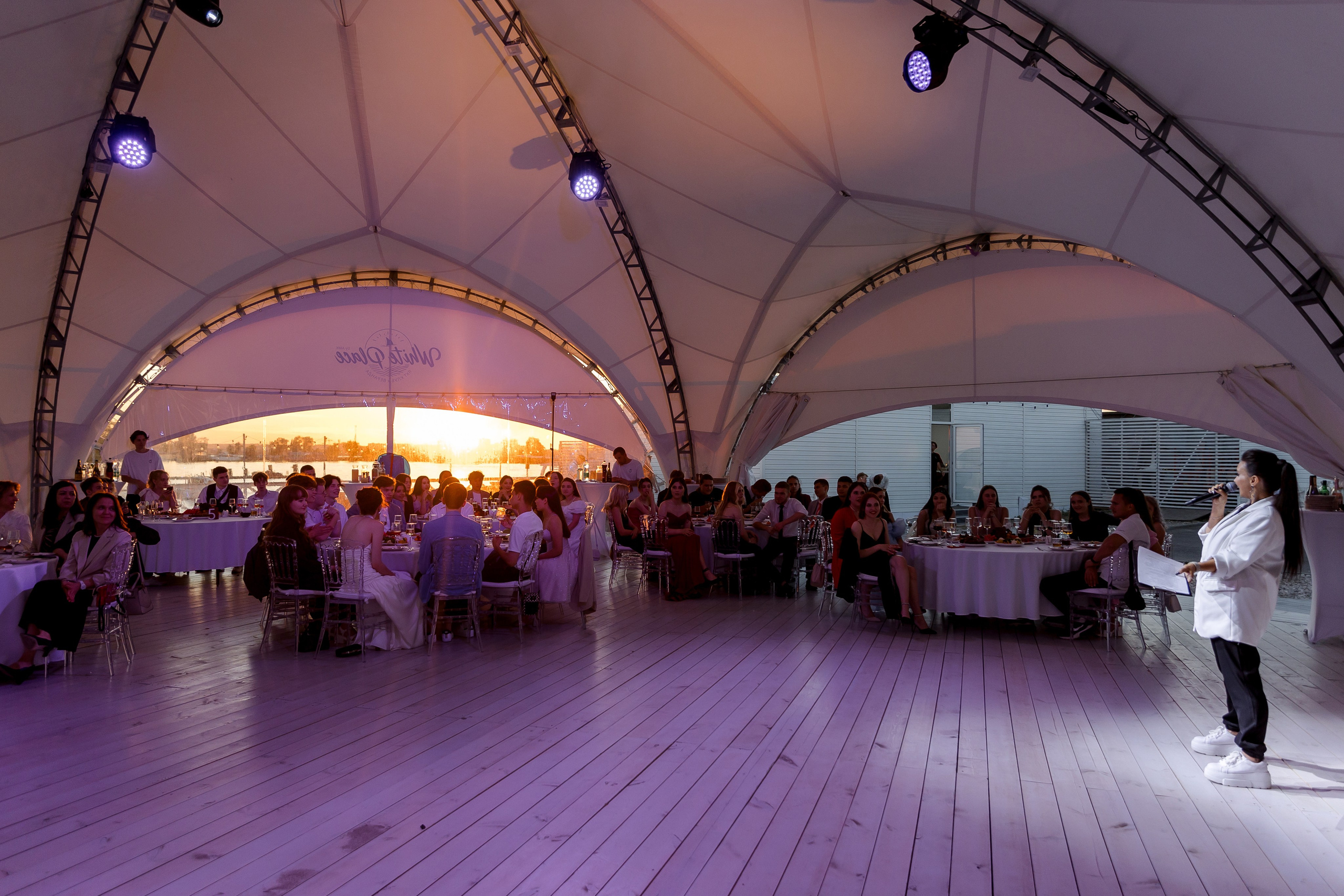 ВЫПУСКНОЙ White Place — Гимназия 52. Свадебный и семейный фотограф Динар Гильмутдинов