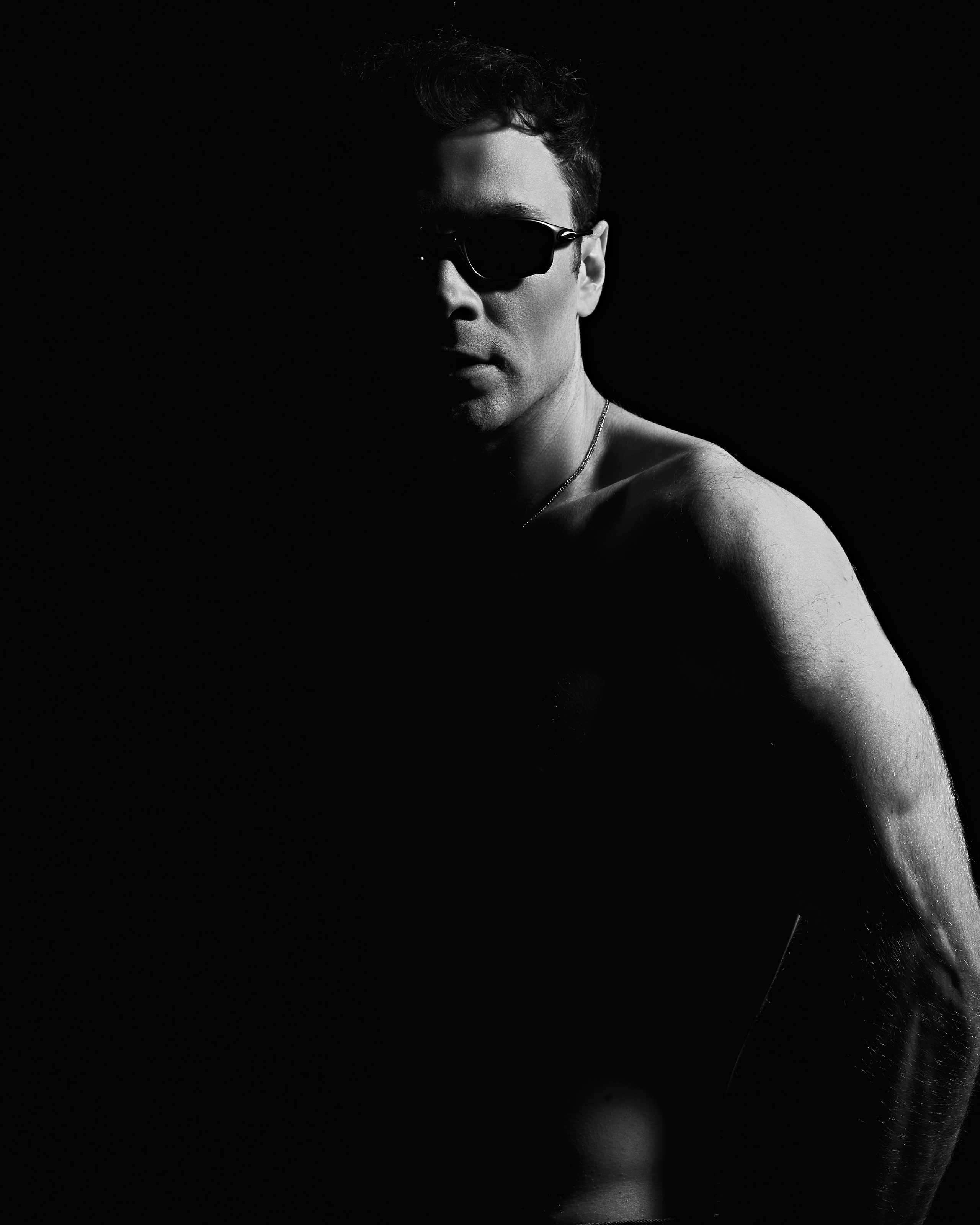 Реклама спортивных очков. Фэшн-фотография и портреты в Владивостоке. Превращаю съёмку в повествование — создаю образы с сюжетом, которые остаются в памяти