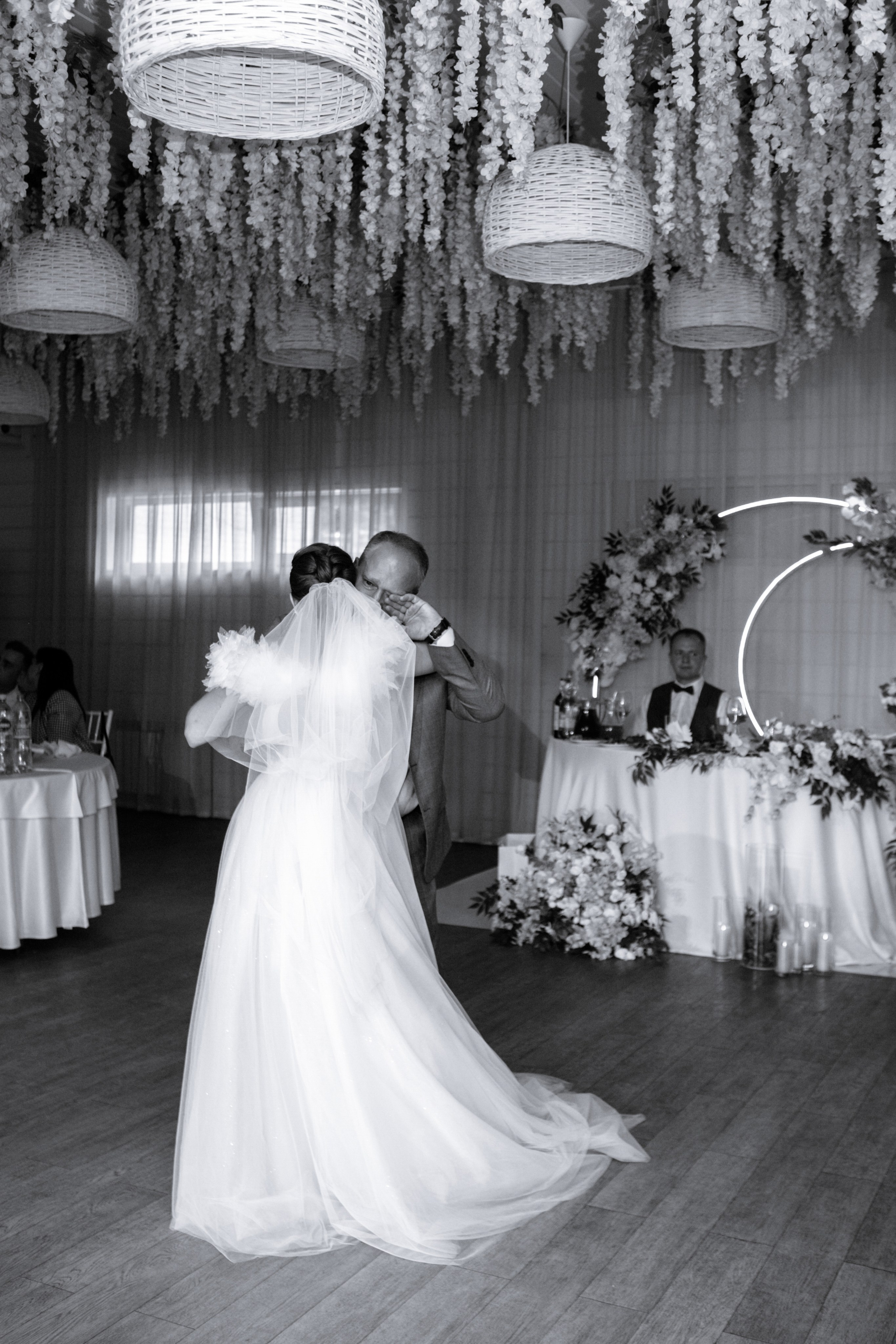 Свадьба на пирсе. Свадебный фотограф в Москве, Самаре, Тольятти