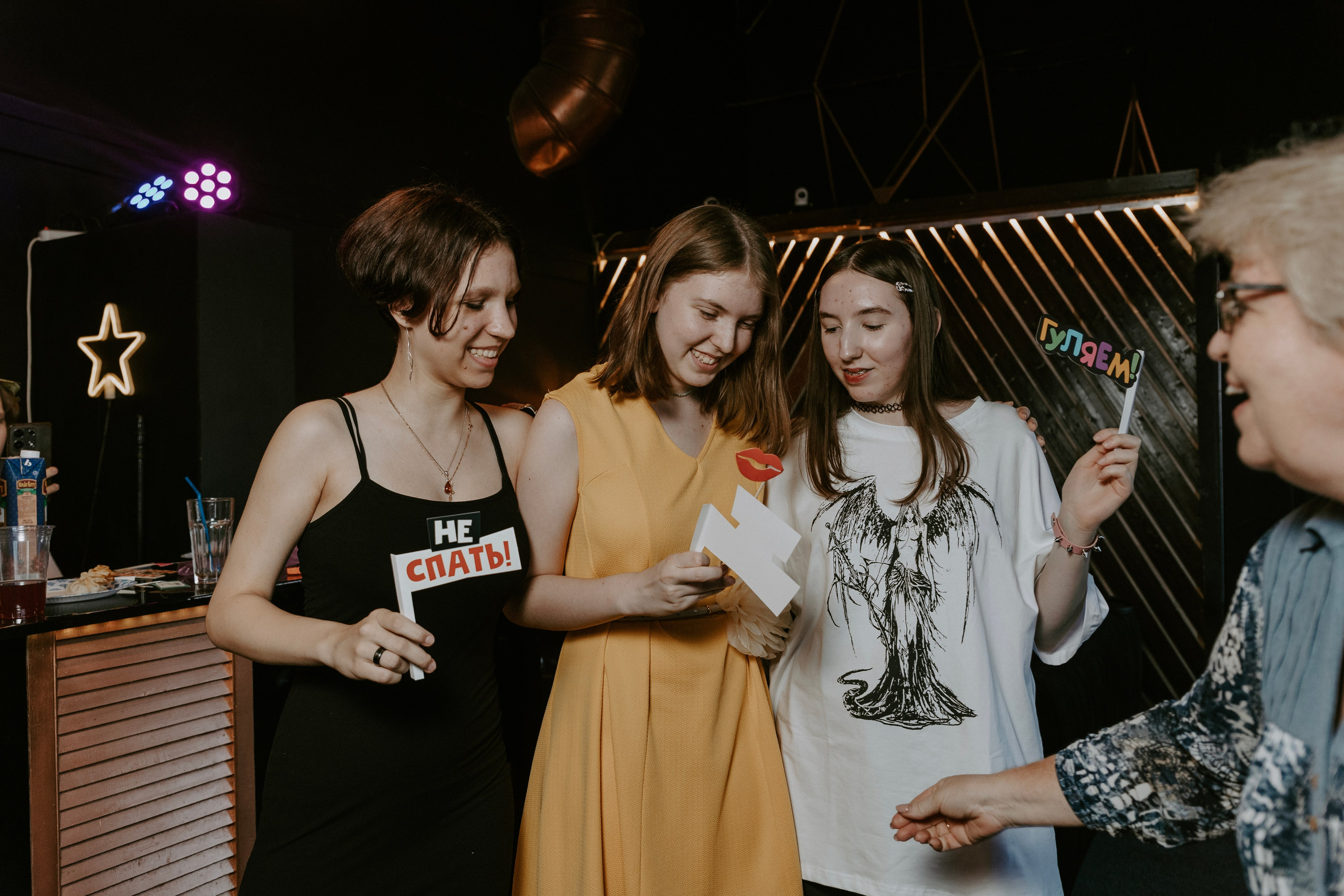 Выпускной 9й Г. Photographer in Moscow & everywhere in the World Alena Vyalova