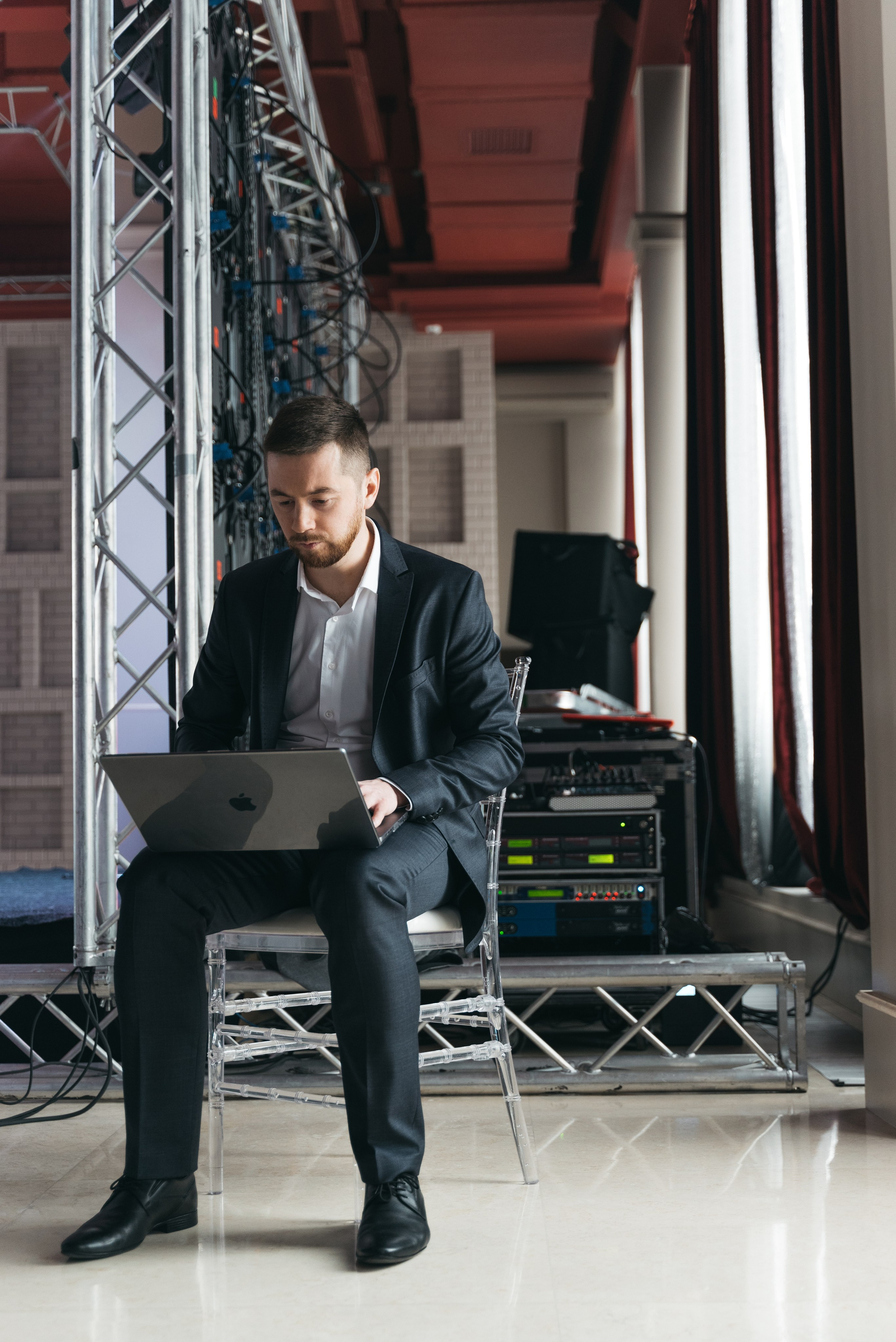 Backstage 23.03.24. Репортажный и свадебный фотограф в Сургуте