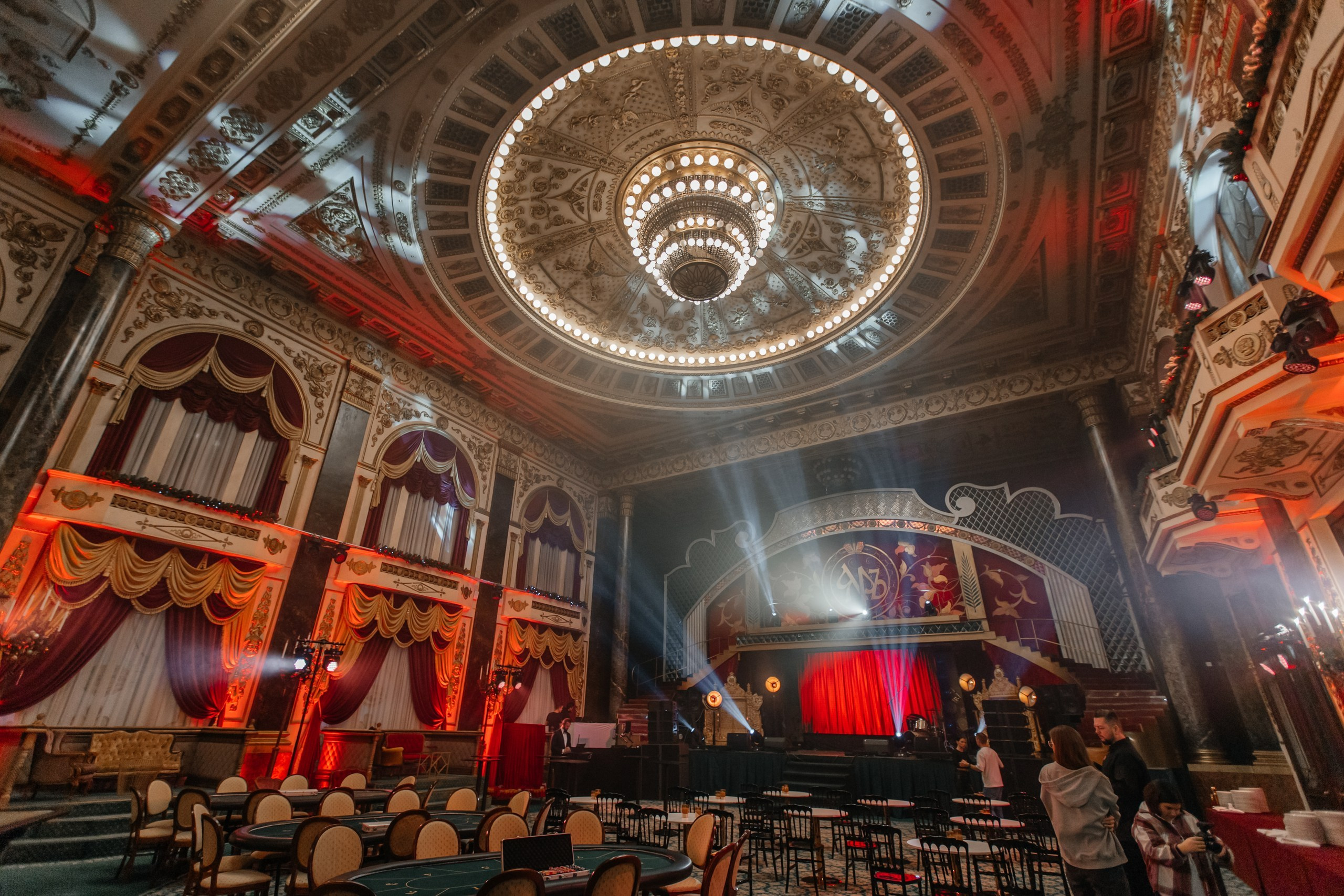 Первый клиентский банк «Бурлеск NY» Ресторан Яръ. Фотограф Москва Людмила Белова