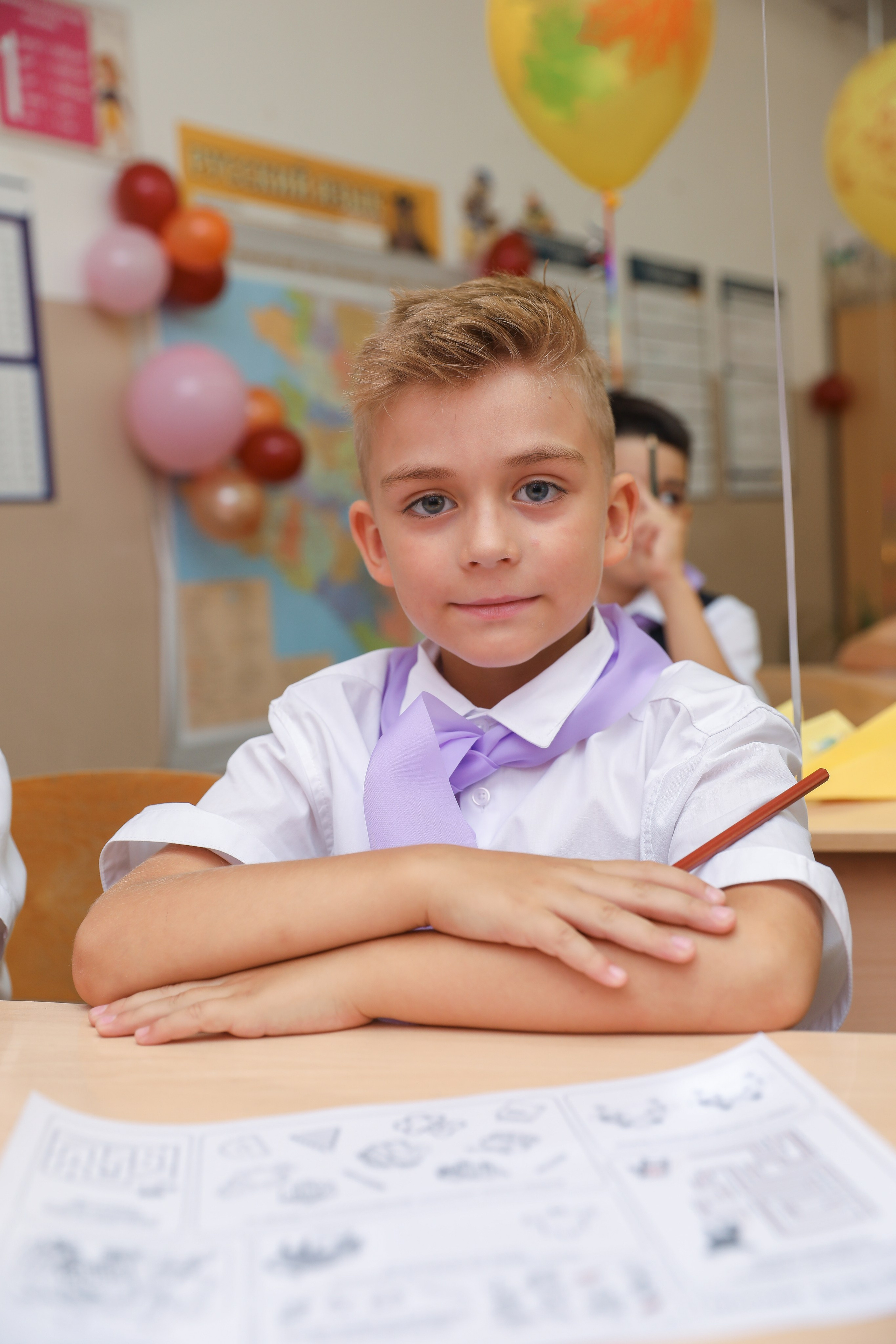 ЛИЦЕЙ ИСТЭК. Photographer Viktoriya Markushina «My world throug»