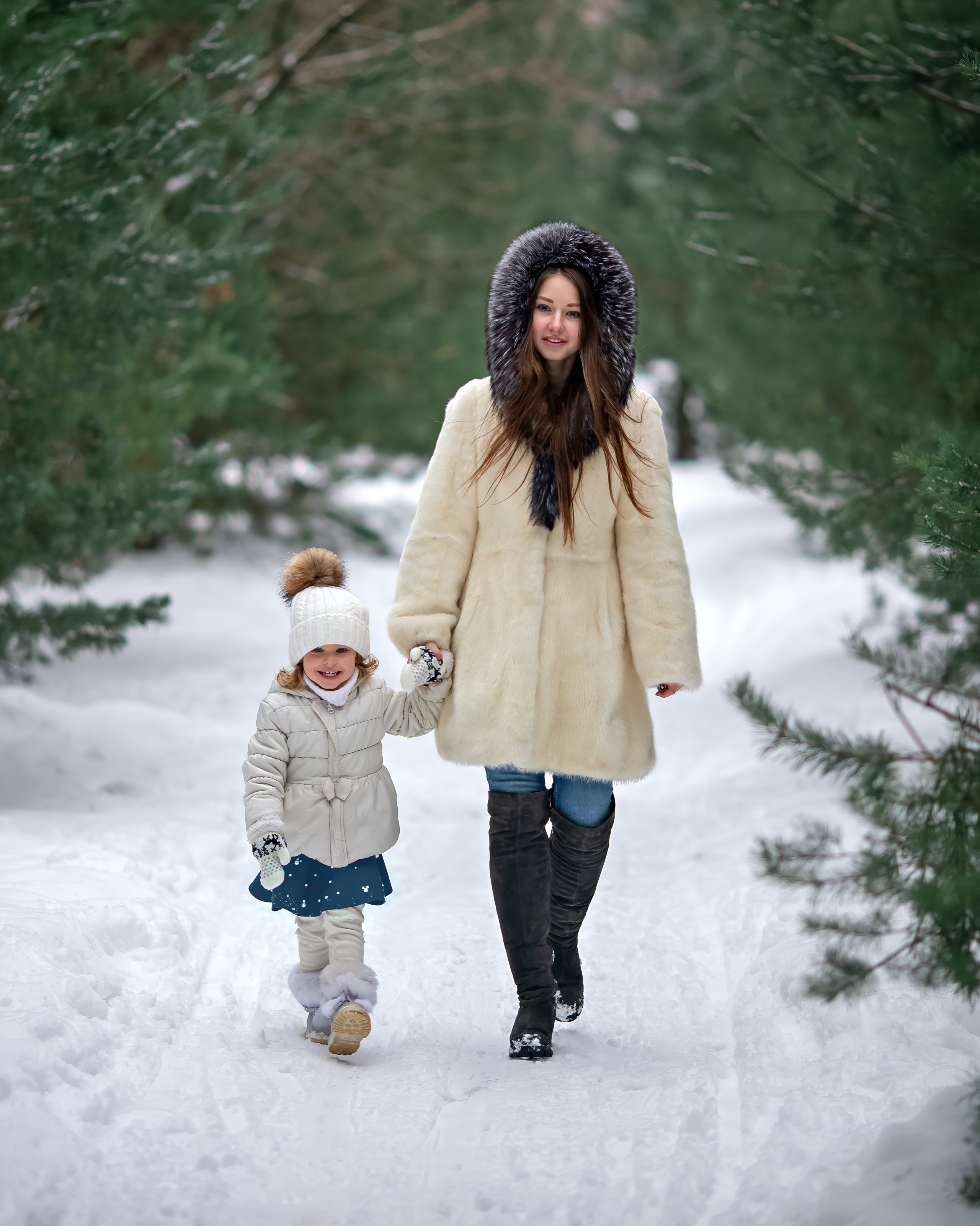 Дашенька с мамой. Семейный и детский фотограф в Москве Юлия