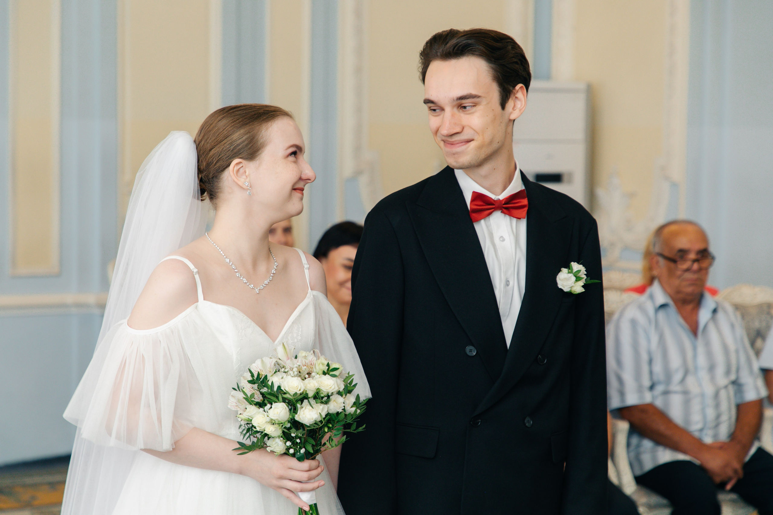 Свадебная регистрация 2 дворец бракосочетания СПб. Фотограф крещение венчание в Петербурге! Помогает подобрать храм и посоветовал душевного батюшку в СПб