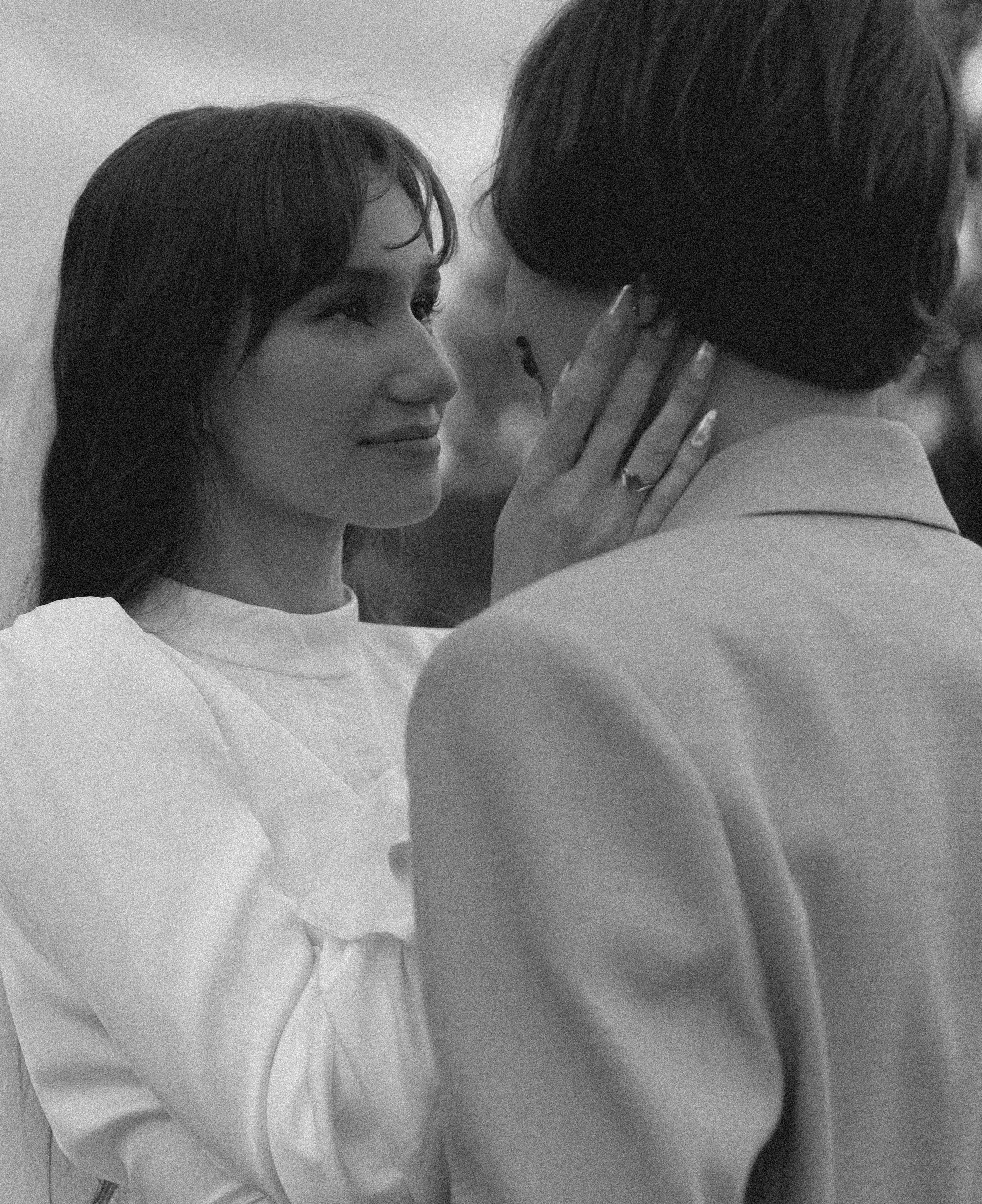 Держи меня крепче