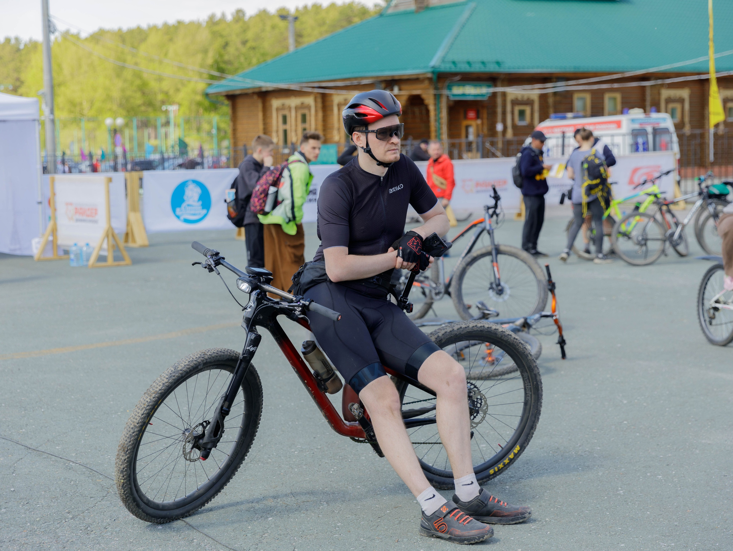 Майская велопрогулка. Репортажный фотограф в Новосибирске Алена Помазунова