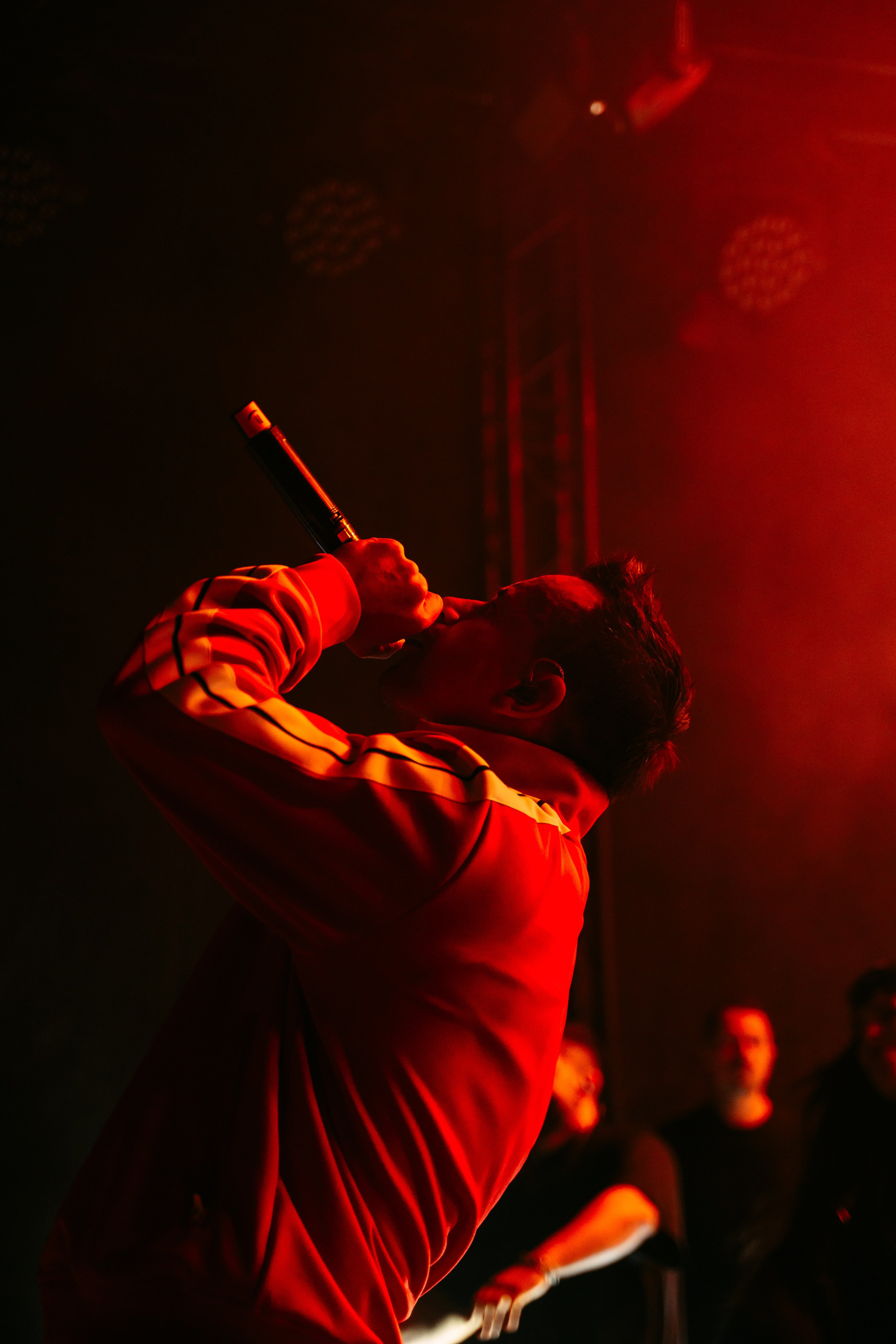 Дискотека Авария / 2025. Саша Копылов, фотограф в Казани