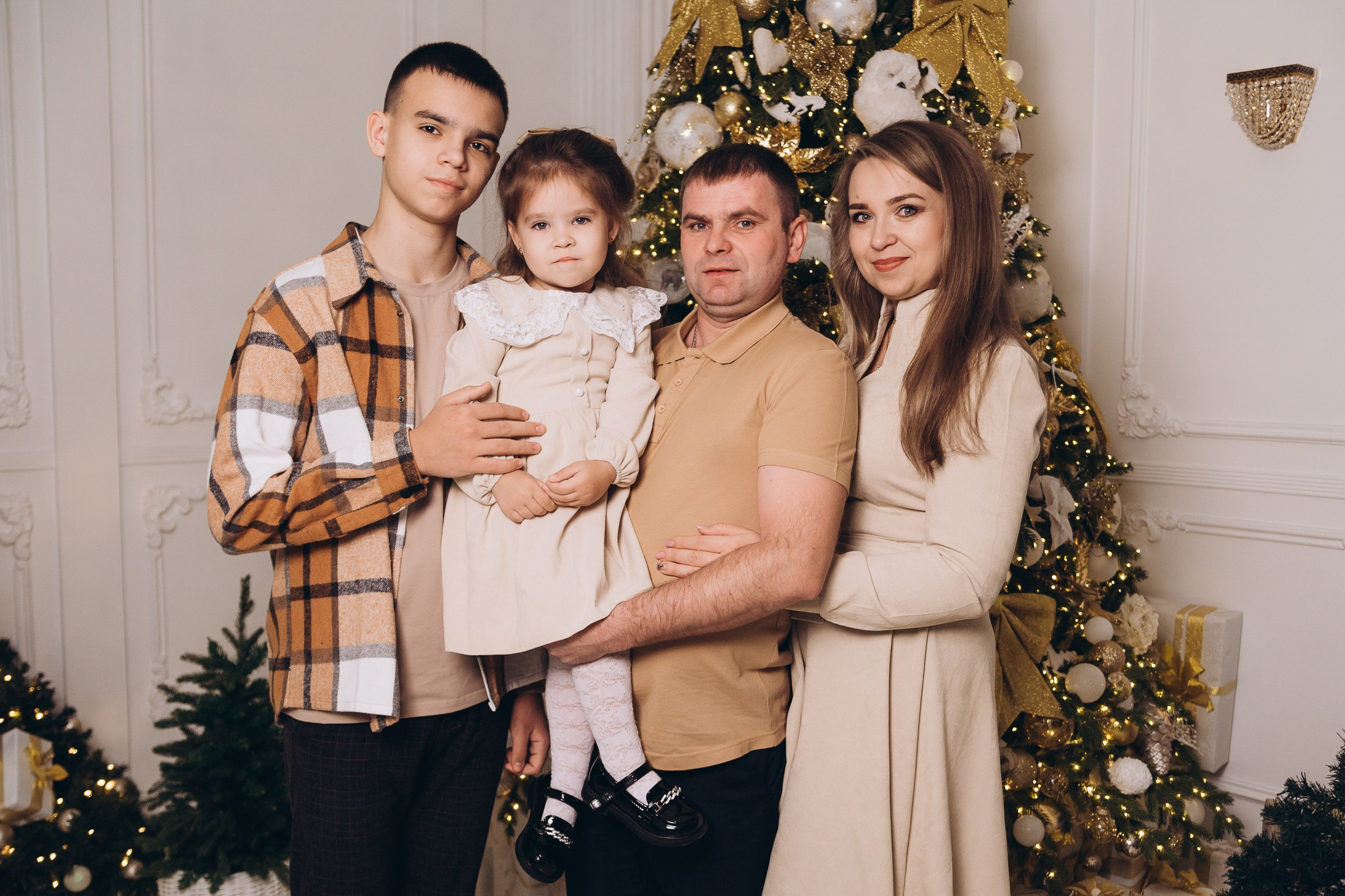 Галина, Николай, Данил и Настя. Свадебный и семейный фотограф в Новосибирске Дарья Кель