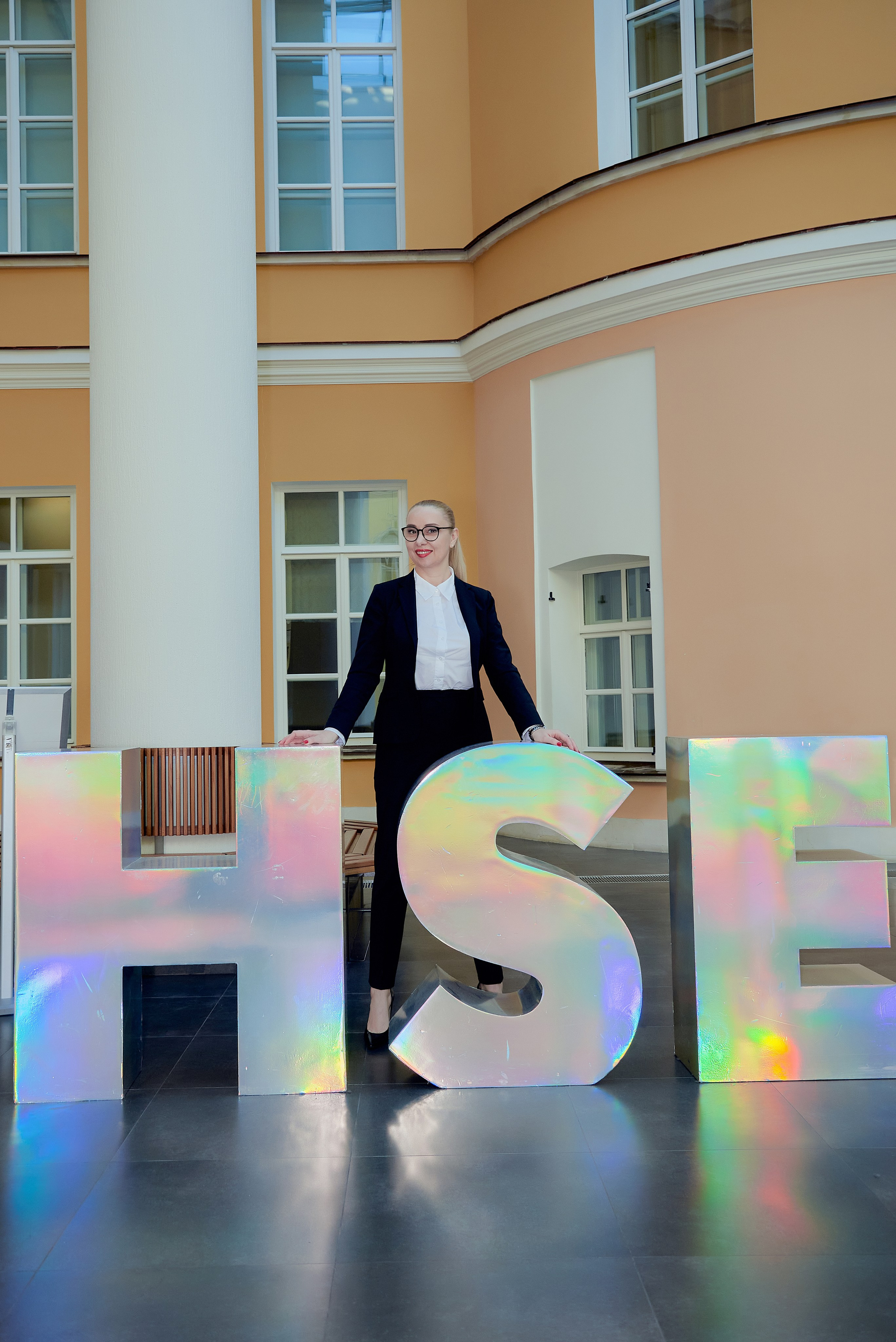 Он лайн лекция в ВШЭ. Наталия Дианова — фотограф для брендов и экспертов в Москве