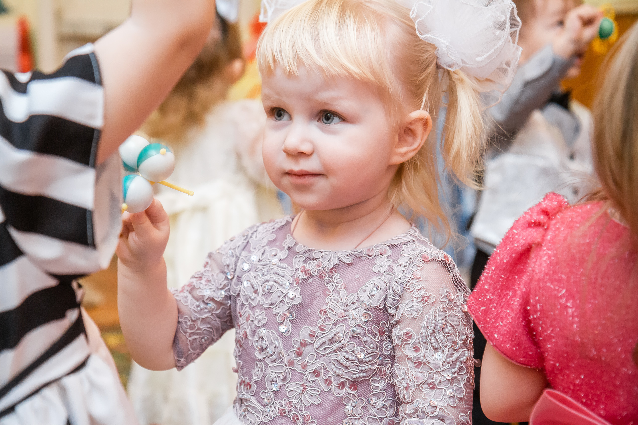 Новый год в ясельках. Фотографиня Мария Дикова