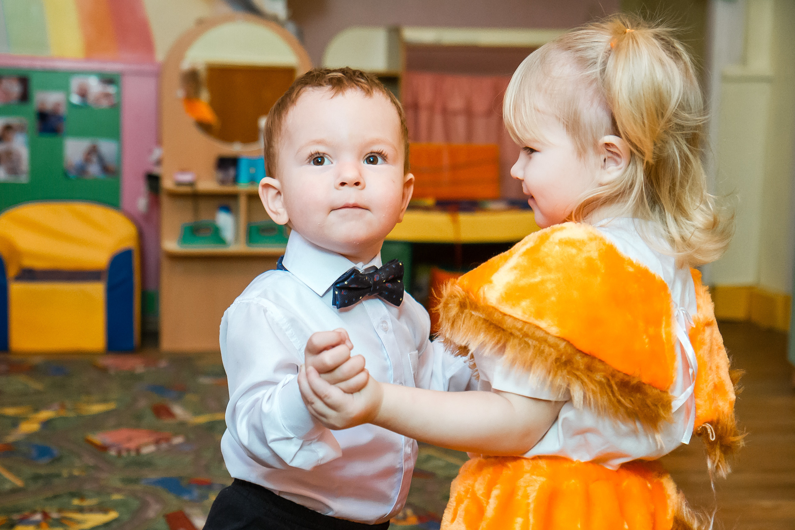 Новый год в ясельках. Фотографиня Мария Дикова