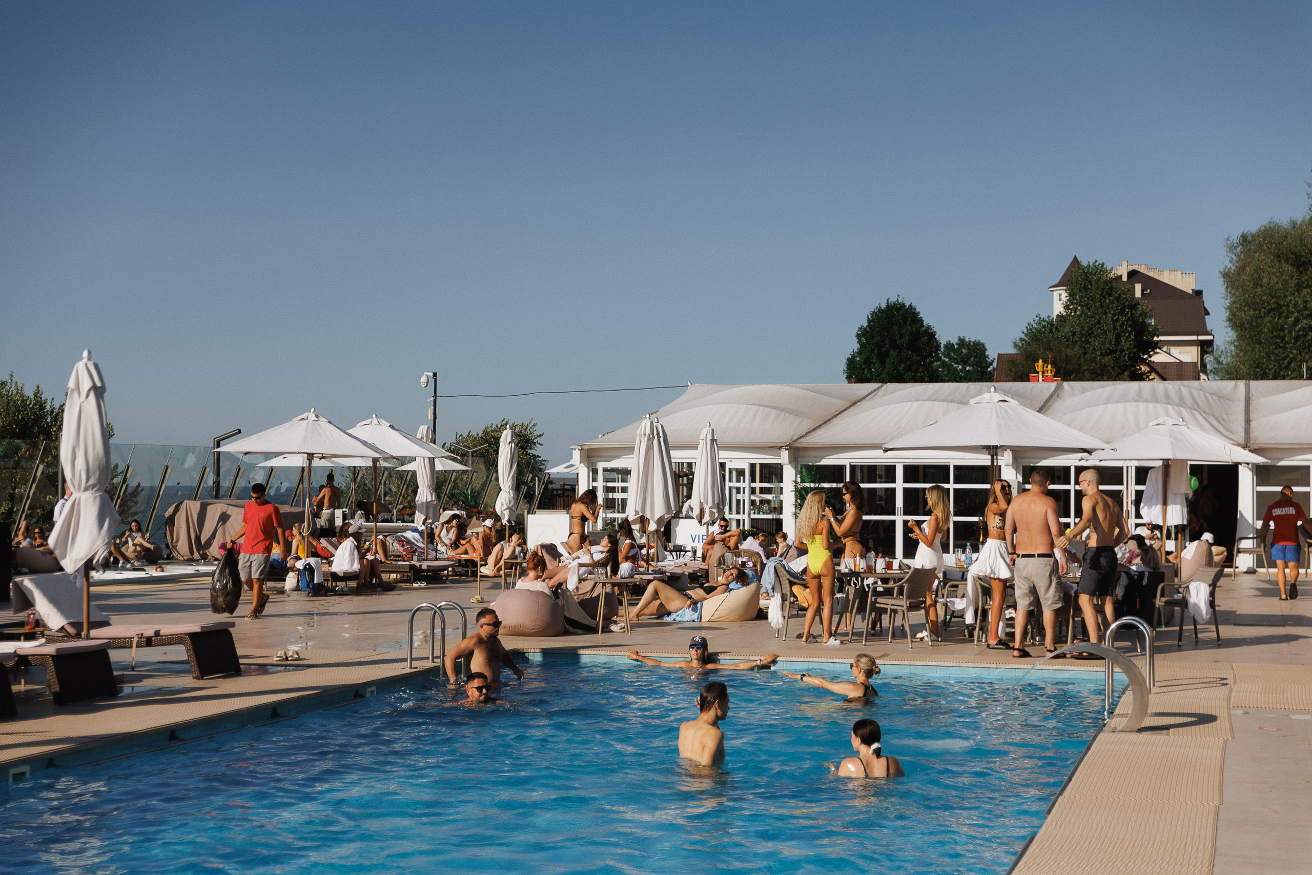 White Party. Свадебный и репортажный фотограф Калининград