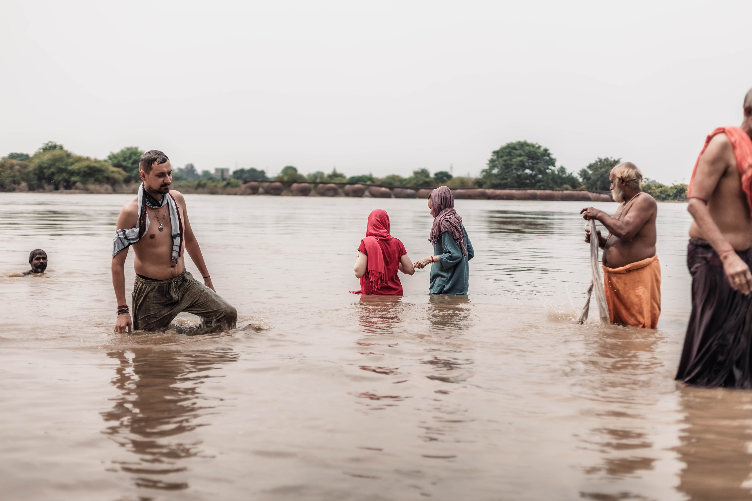 Pitri Paksha yagyas & poojas Devraha Baba ji ashram. Mariam Bagdasaryan