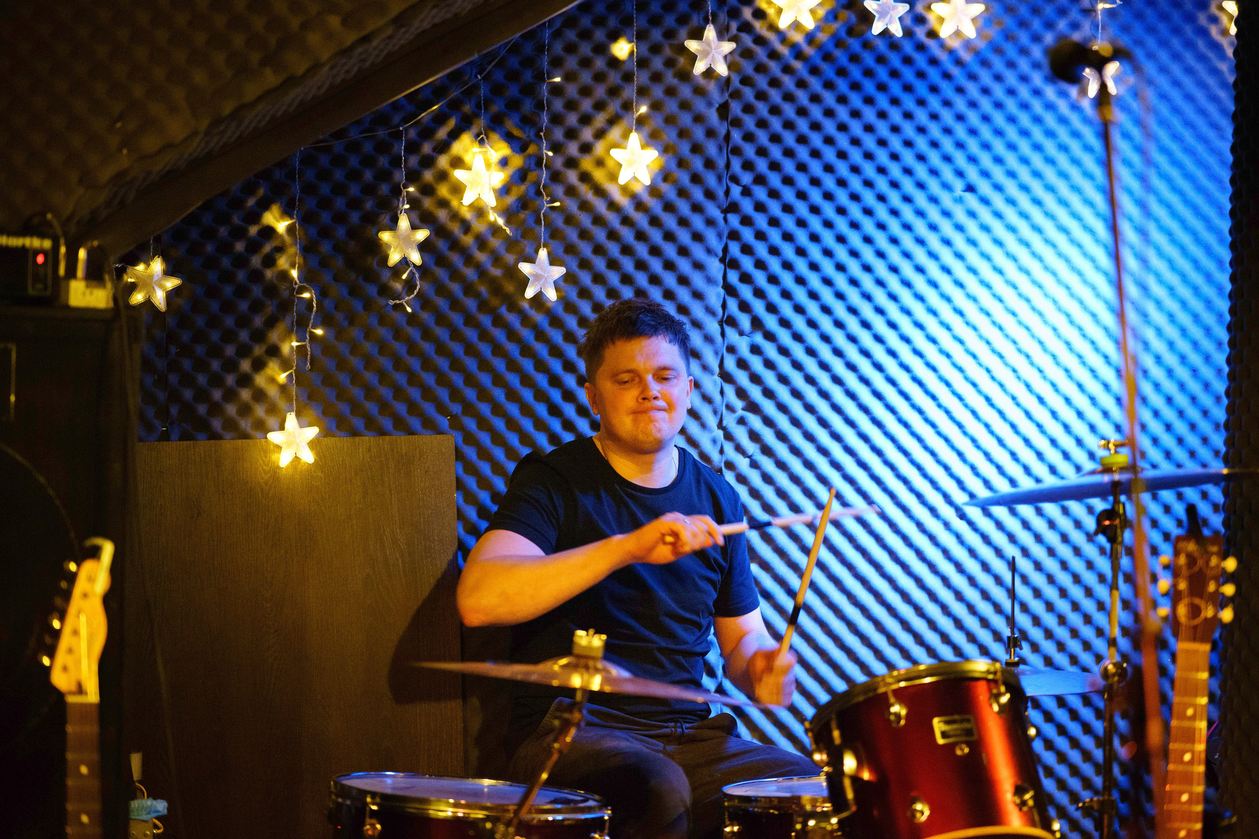 Концерт группы Тони Мак в баре Debaser. Фотограф в Санкт-Петербурге Ибрагимова Алина