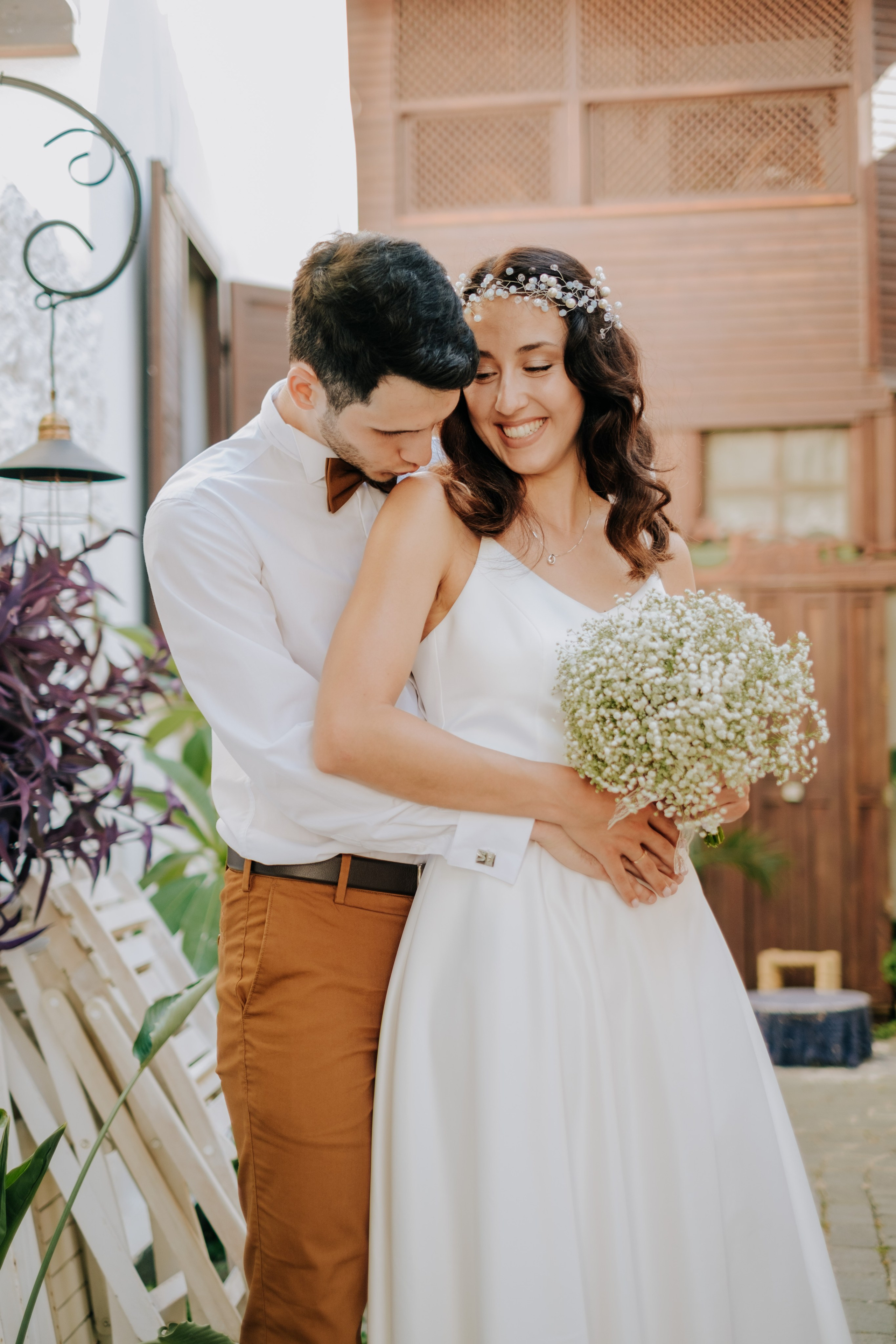 История Лари и Ланы