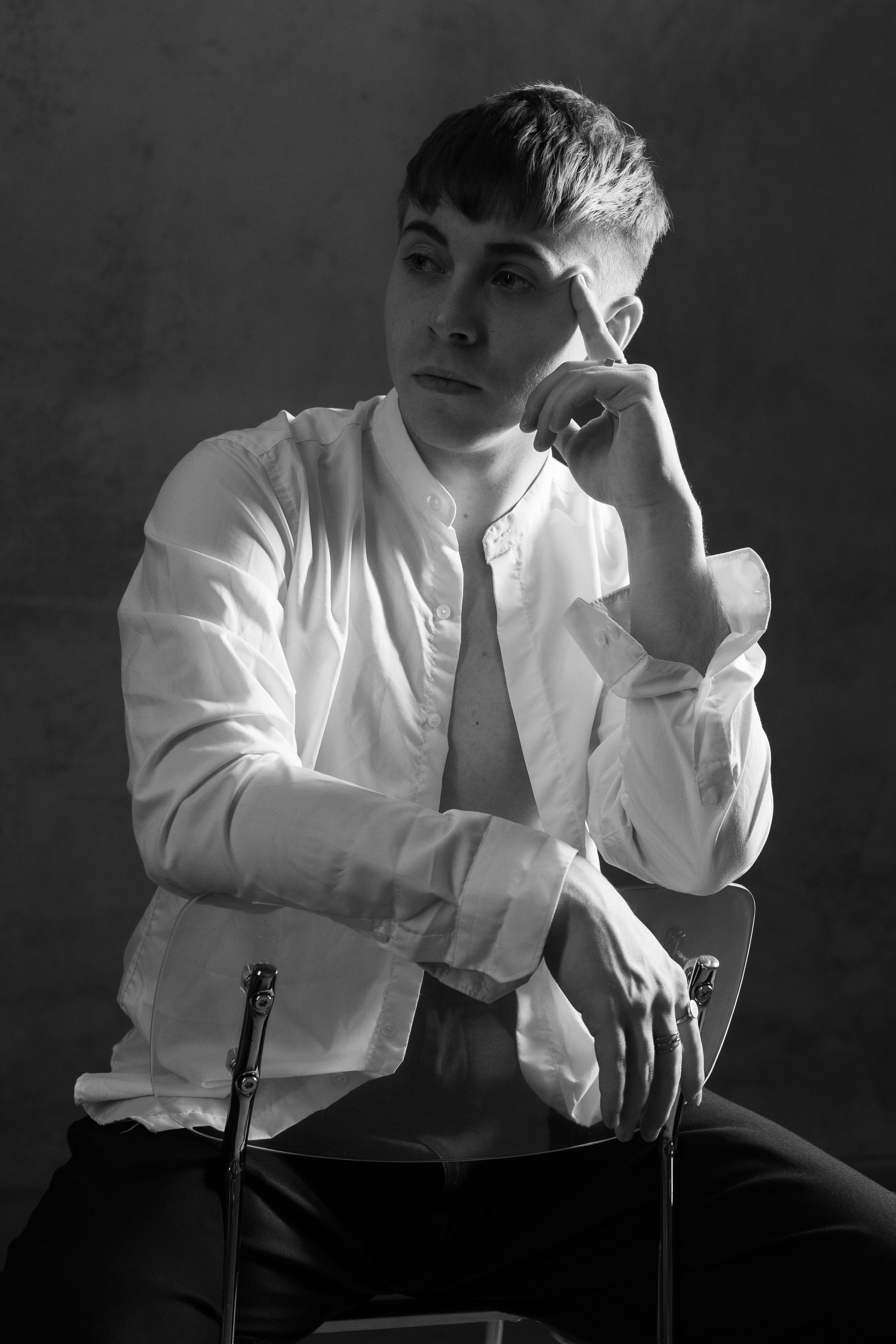 Мужской черно-белый портрет. Фотограф и видеограф в Москве Анна Матюхина