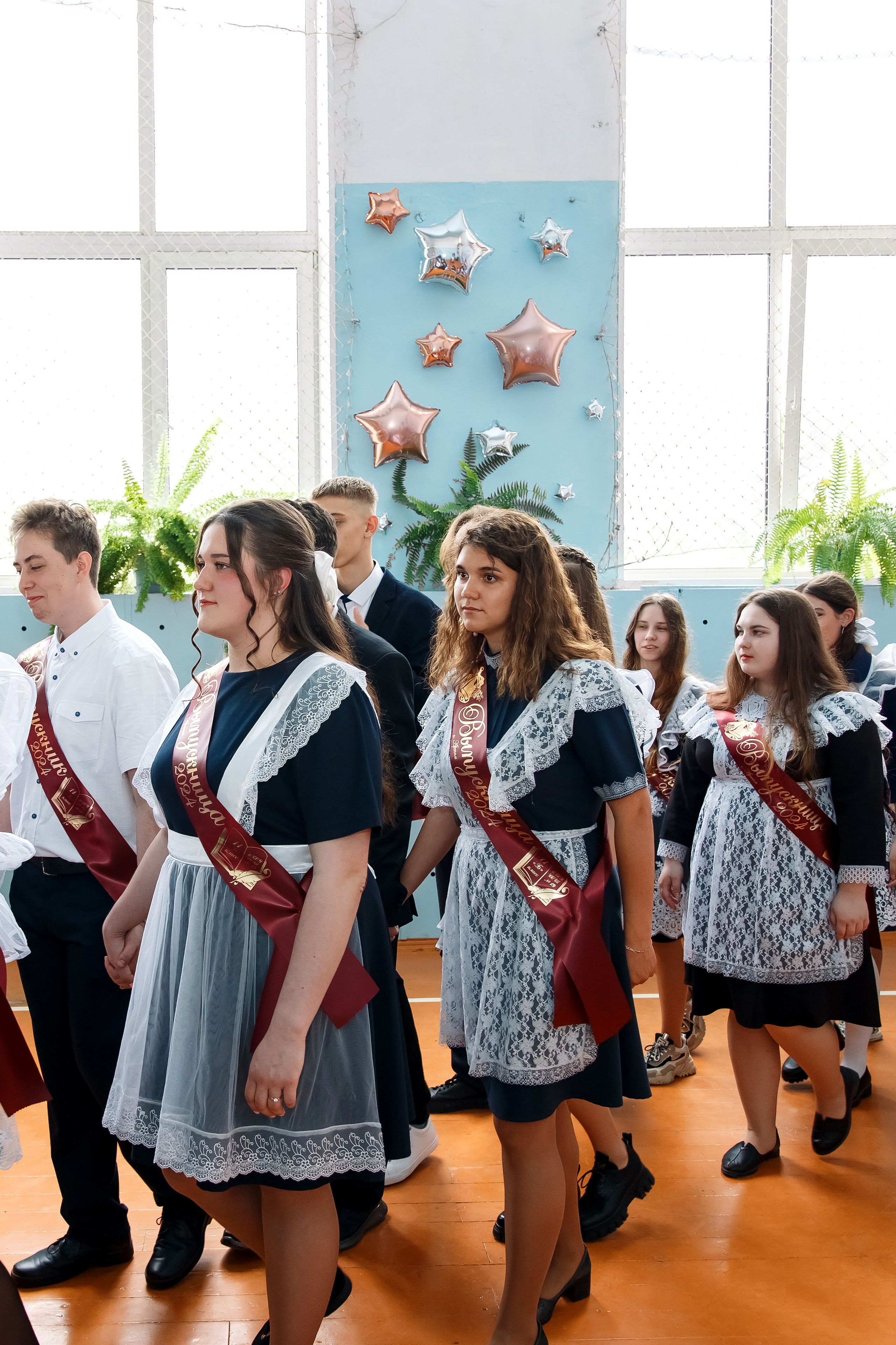 11 класс Последний звонок. Фотограф Любовь Корниенко, Примоский край