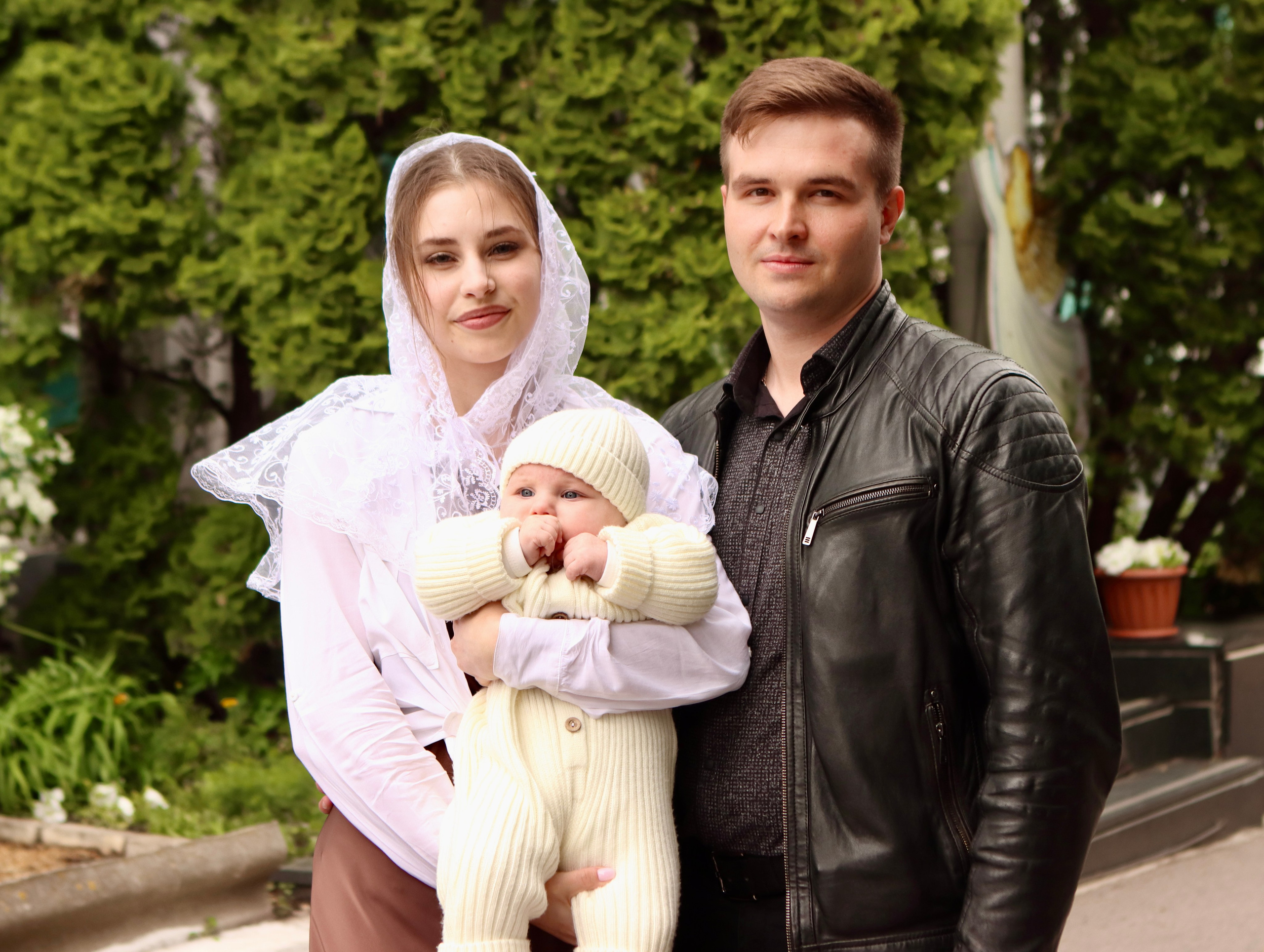 Анастасия и Вадим — крещение Виктории. Фотограф в Курске Смирнов Евгений