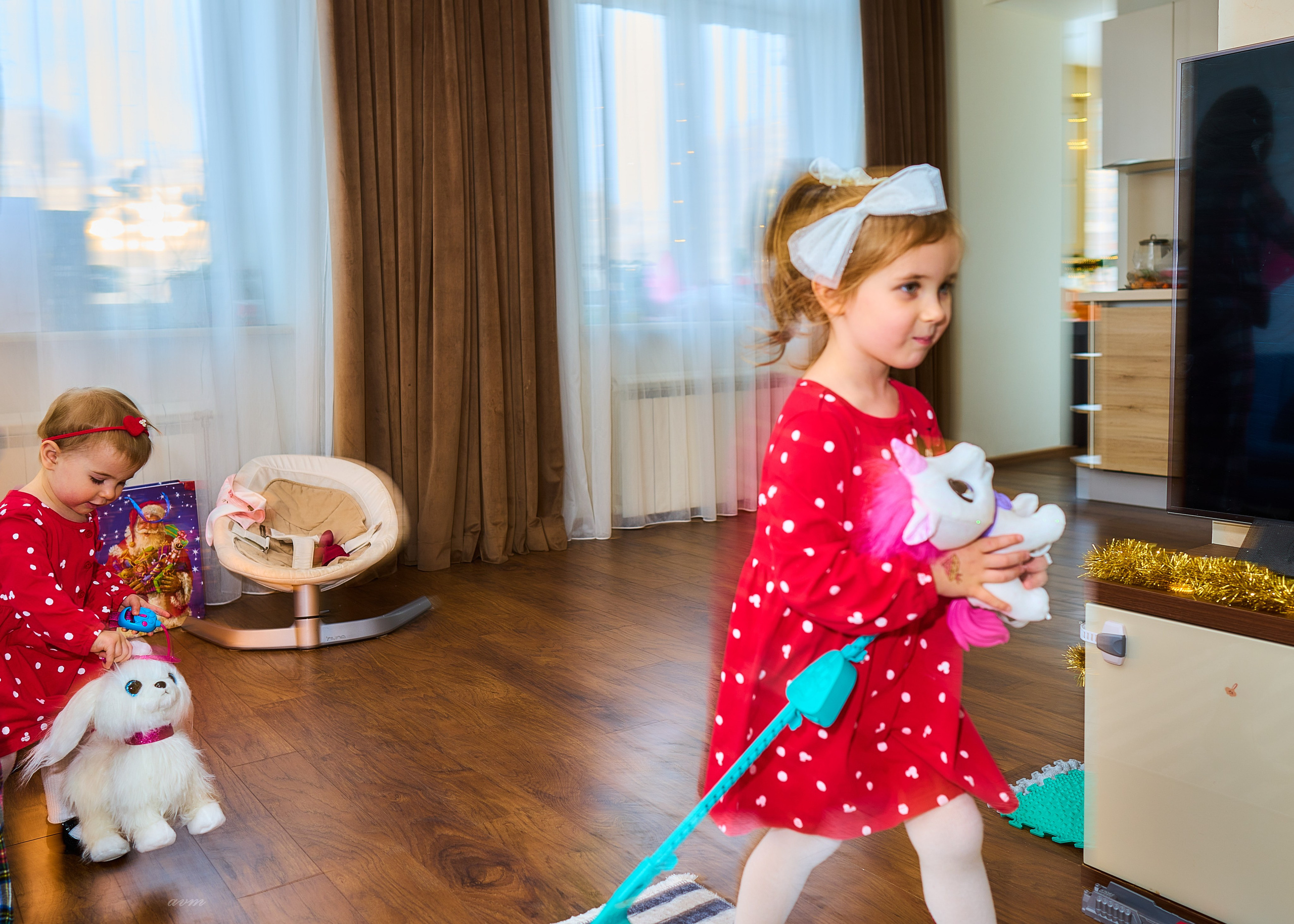 Машенька и Поленька 2024. Фотограф Михеев Андрей