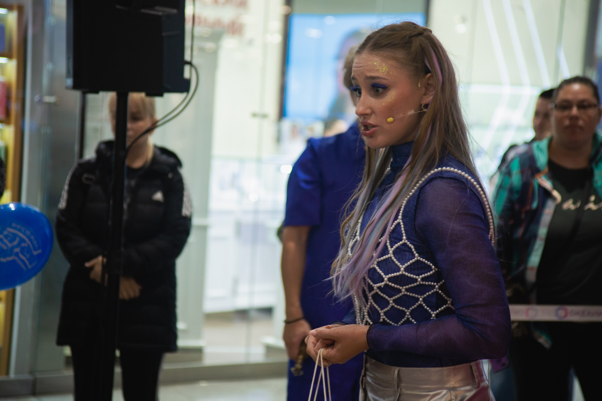 Сказка в ТЦ Океания. Репортажный и концертный фотограф в Москве Анастасия Осень