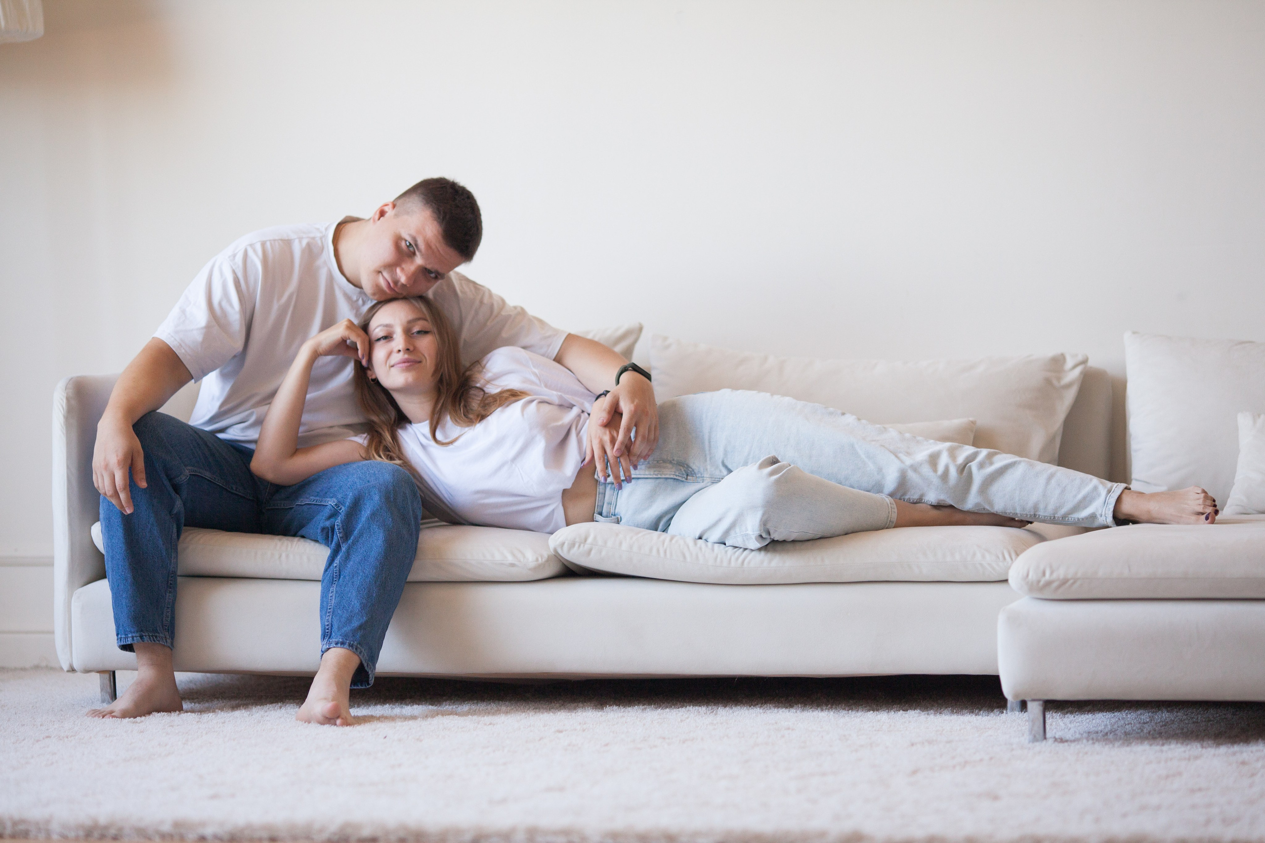 Женя и Кристина минимализм. Семейный и детский фотограф в Краснодаре Брусилова Марина