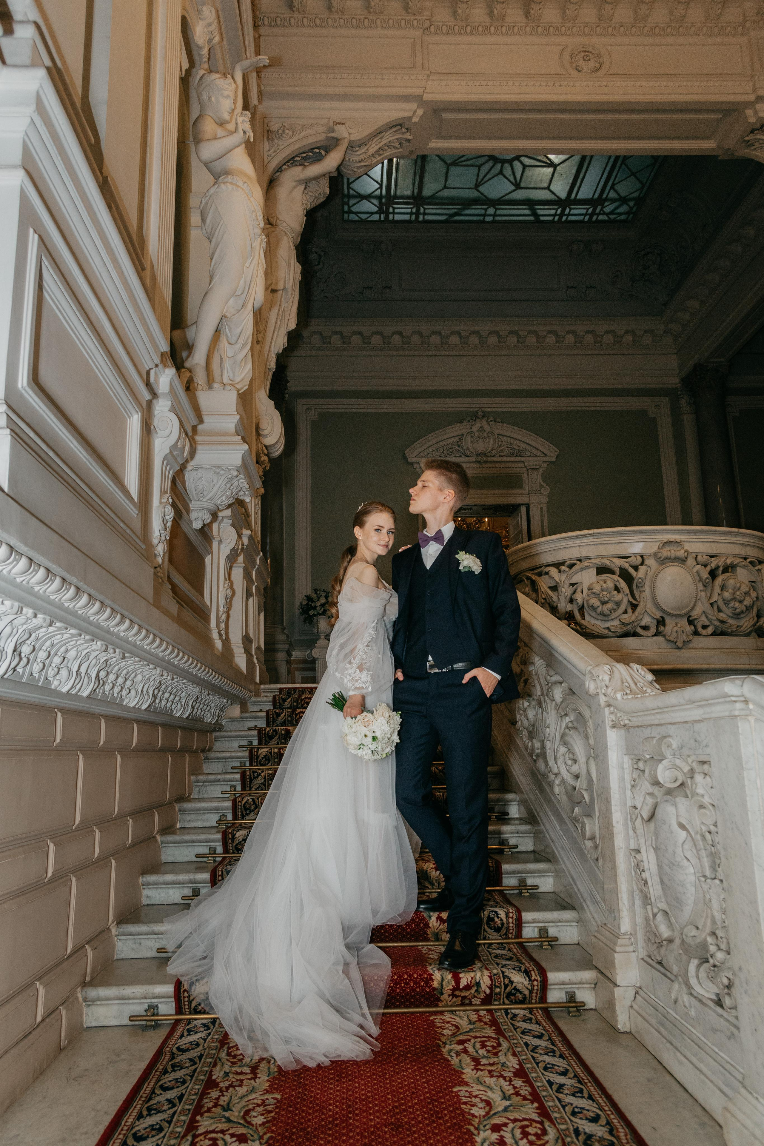 Ульяна и Александр: Первый Дворец, теплоход и банкет. Душевный фотограф в Санкт-Петербурге. Свадебные и семейные фотосессии