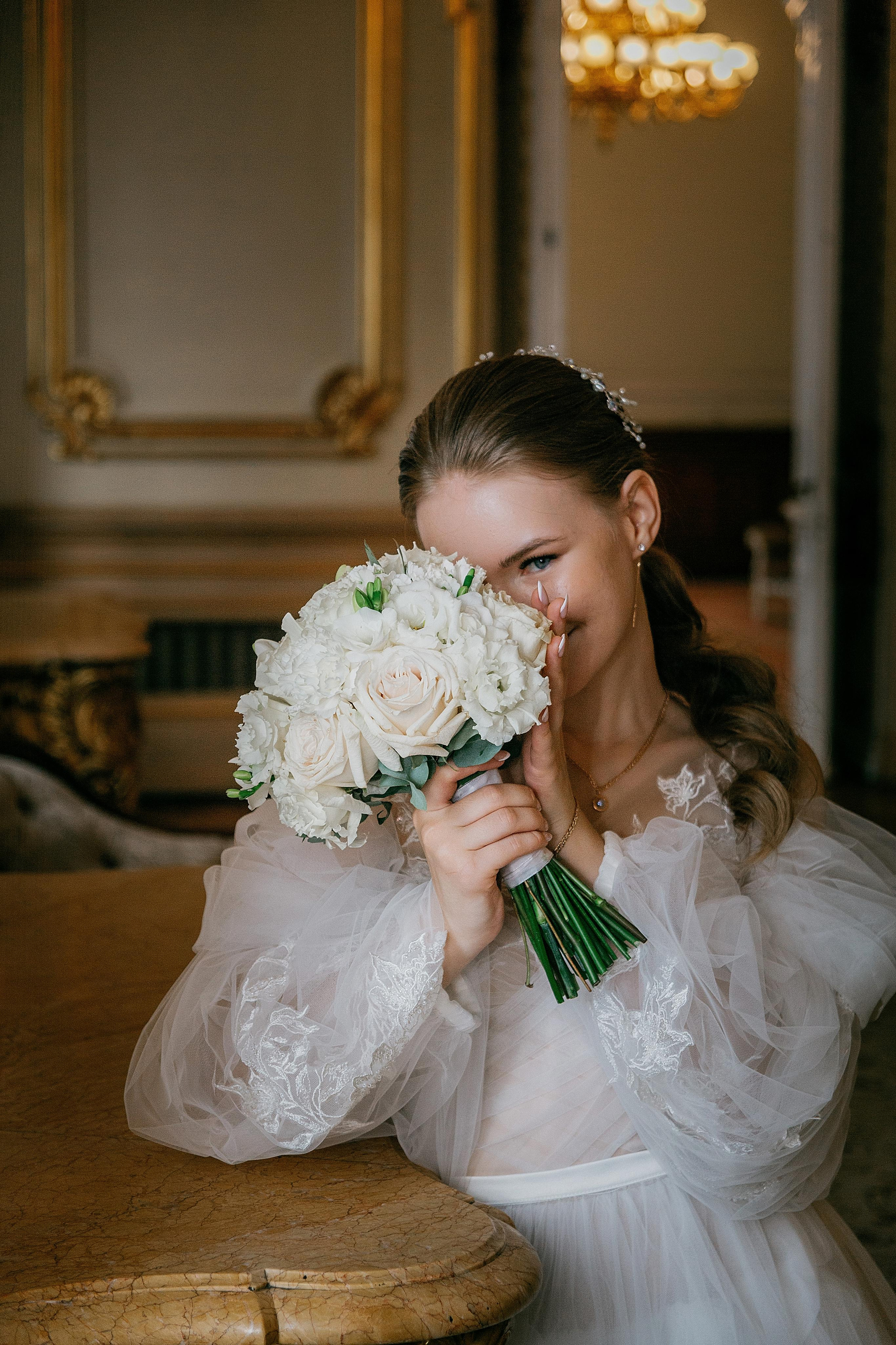 Ульяна и Александр: Первый Дворец, теплоход и банкет. Душевный фотограф в Санкт-Петербурге. Свадебные и семейные фотосессии