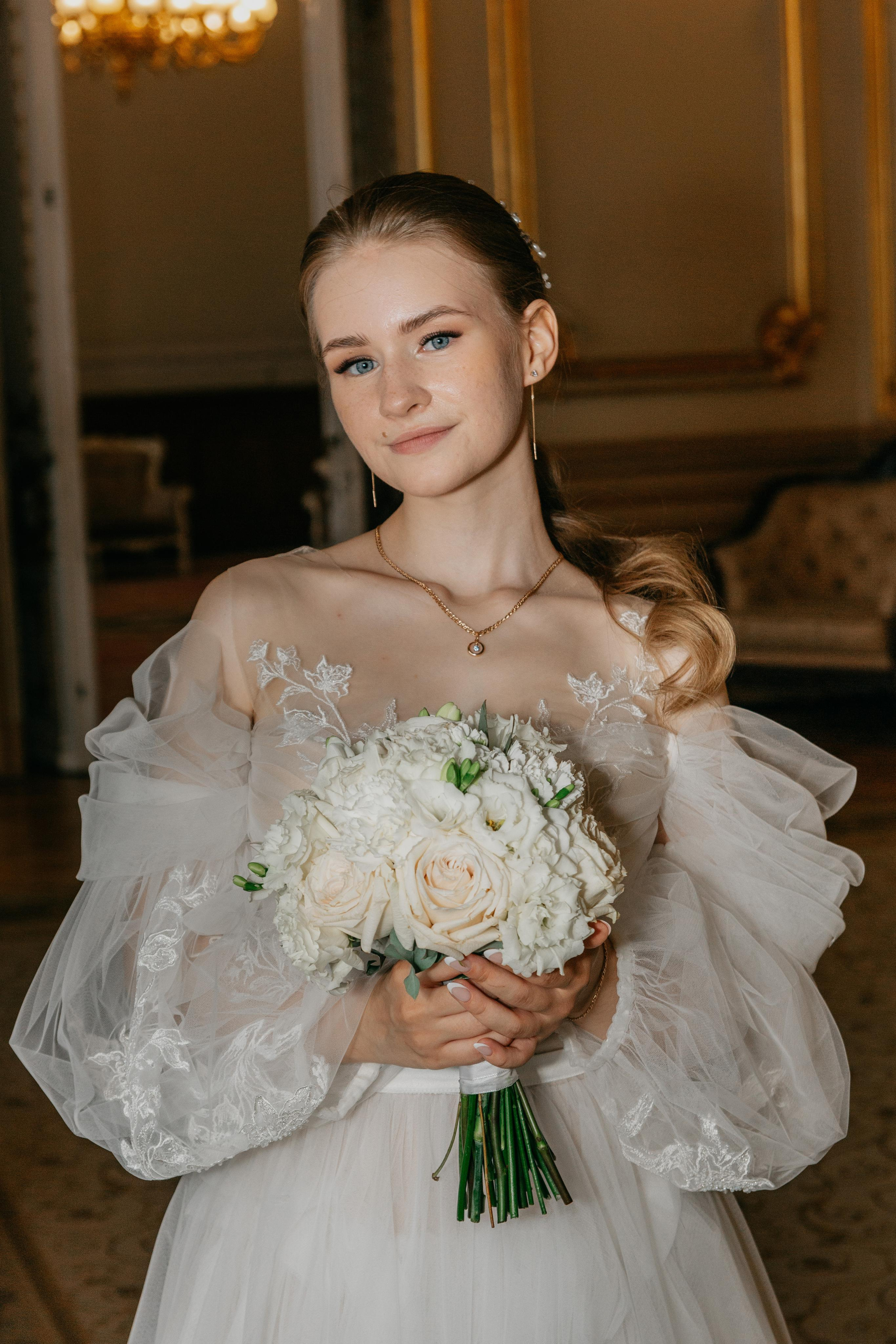 Ульяна и Александр: Первый Дворец, теплоход и банкет. Душевный фотограф в Санкт-Петербурге. Свадебные и семейные фотосессии